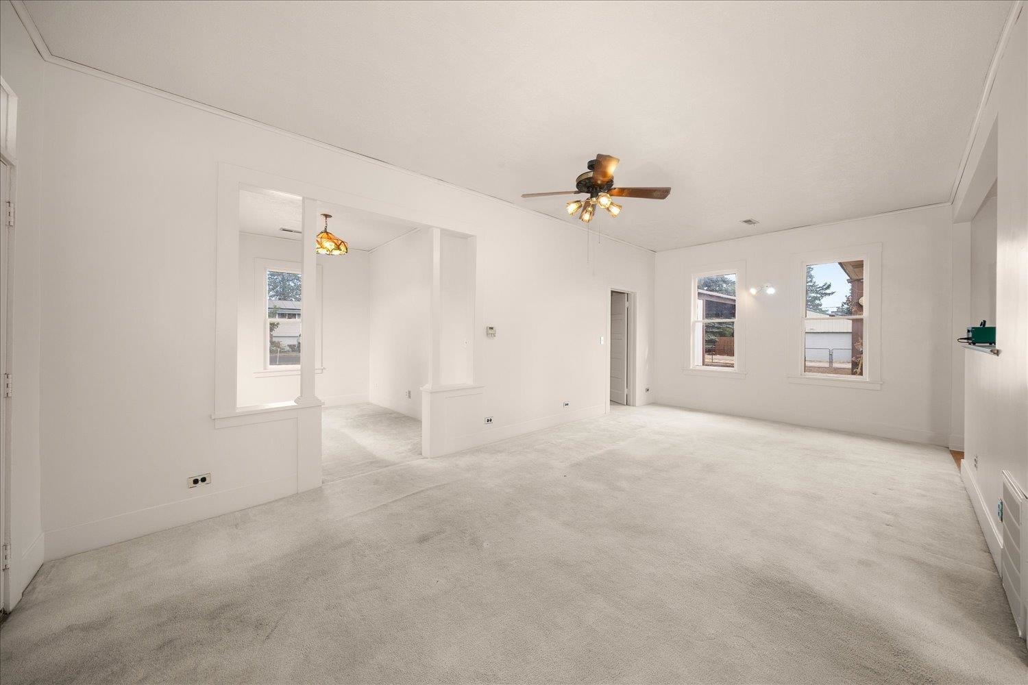924 E Ladd St - Photo 6