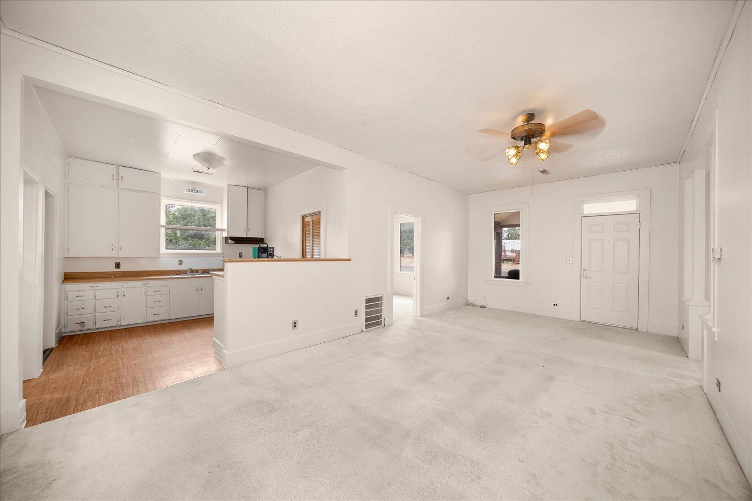 924 E Ladd St - Photo 8