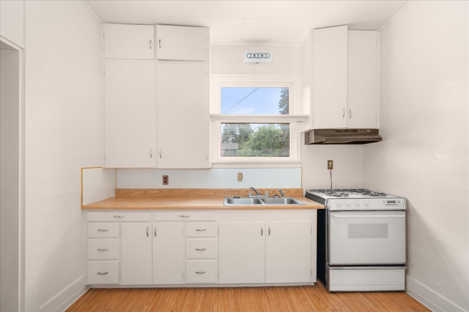 924 E Ladd St - Photo 13