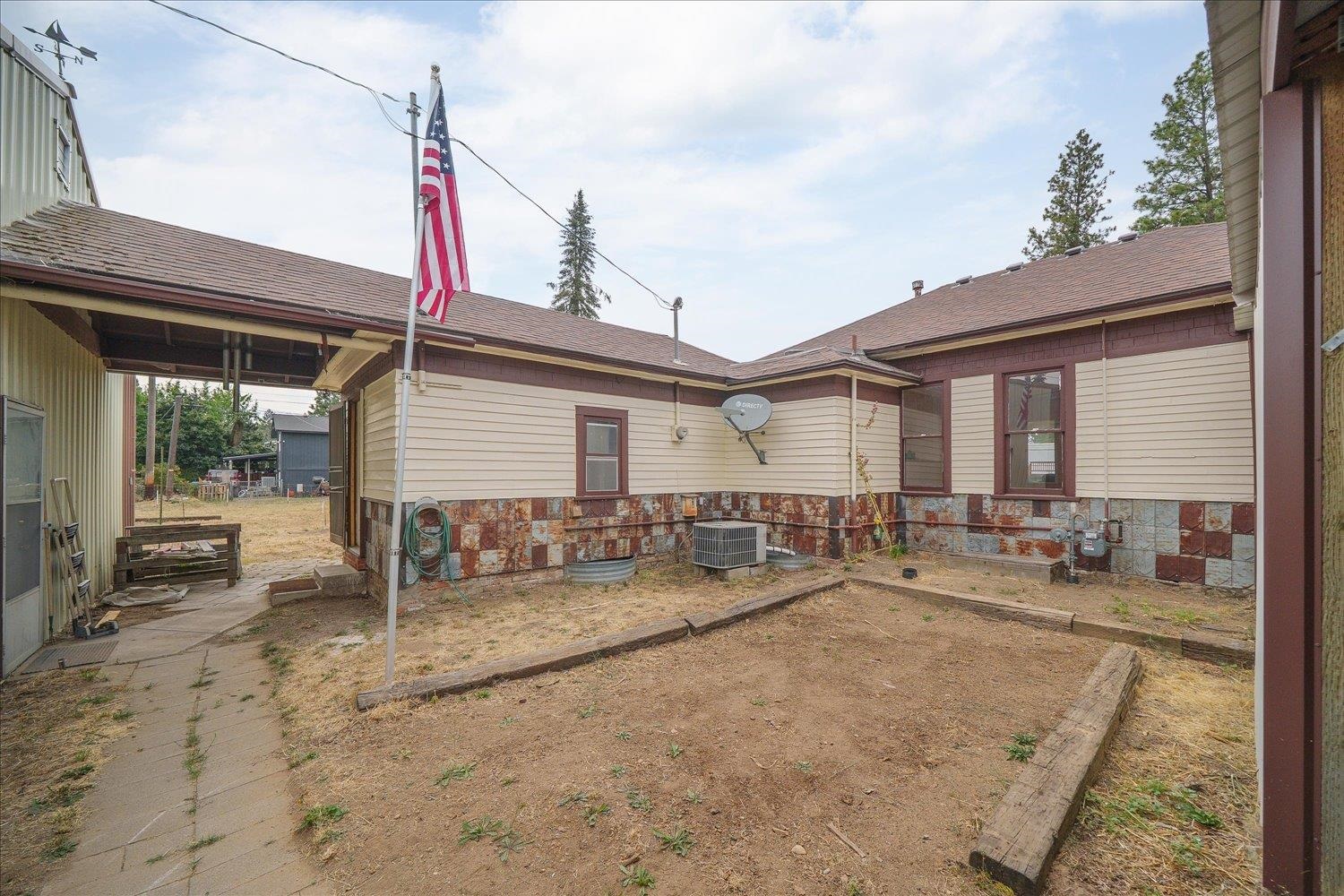 924 E Ladd St - Photo 22