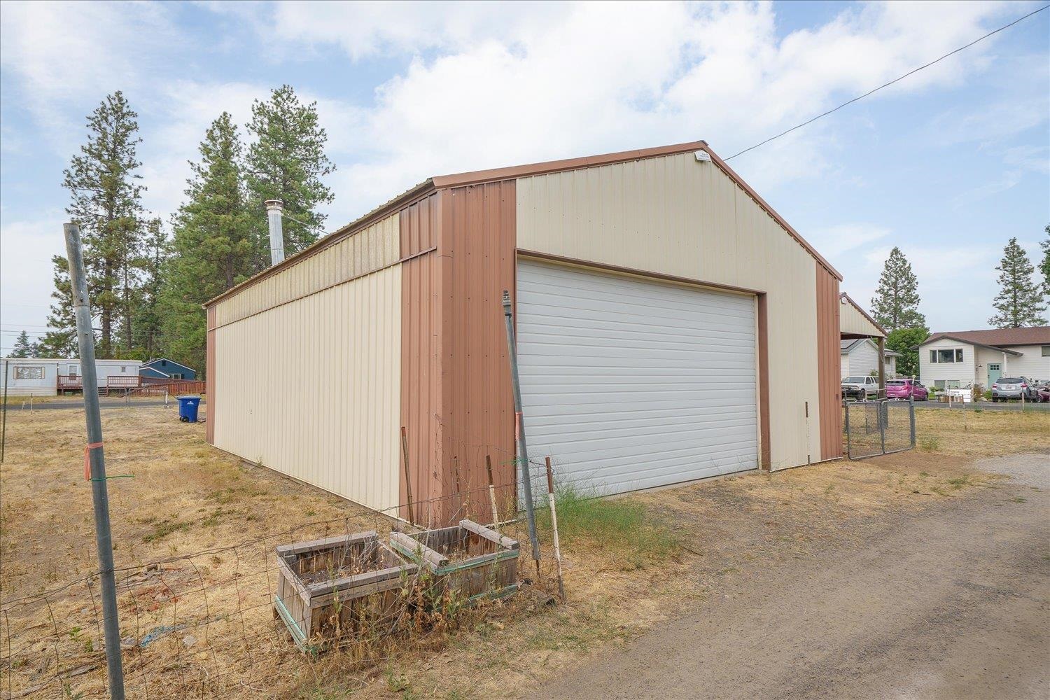 924 E Ladd St - Photo 28