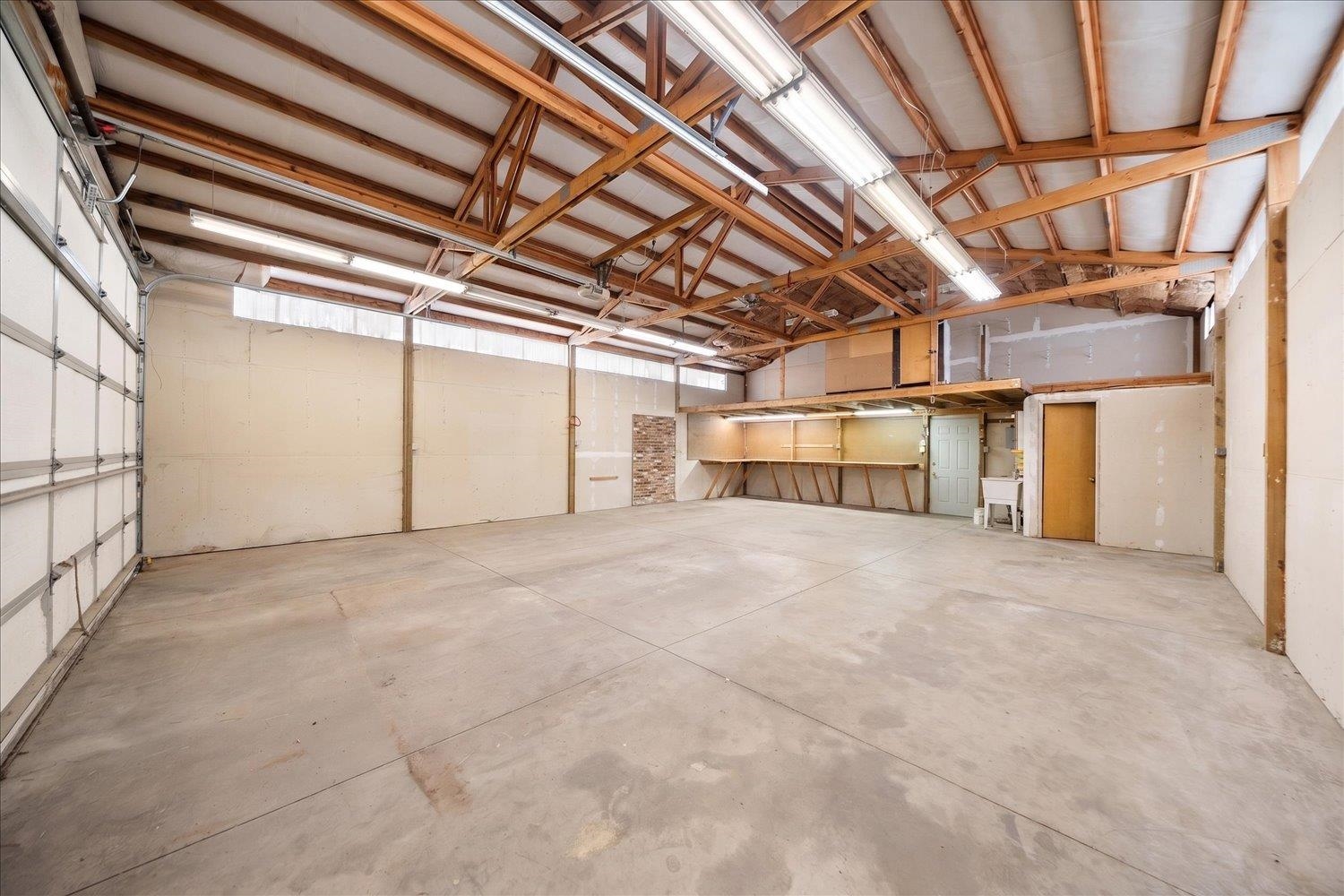 924 E Ladd St - Photo 31