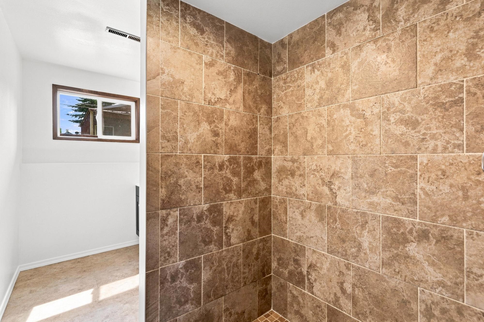 2124 E Sinto Ave - Photo 23