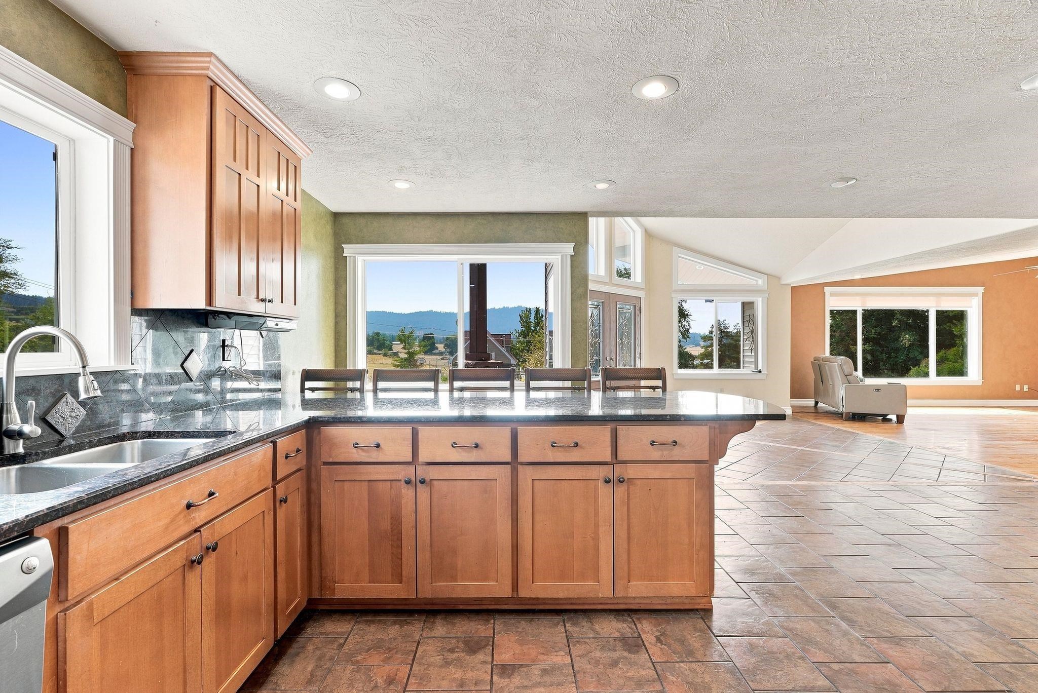 5603 E 27th Ave - Photo 16