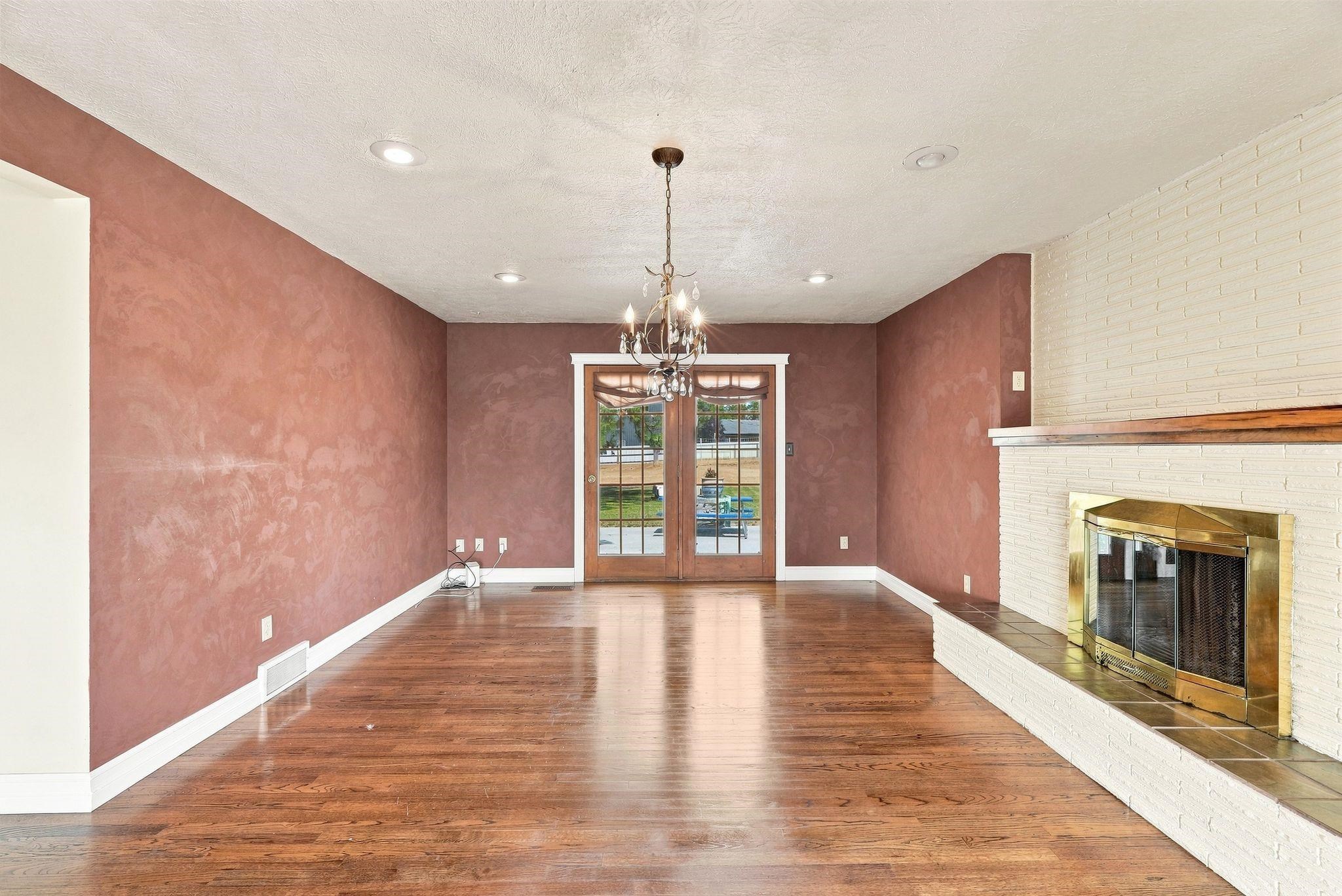 5603 E 27th Ave - Photo 17