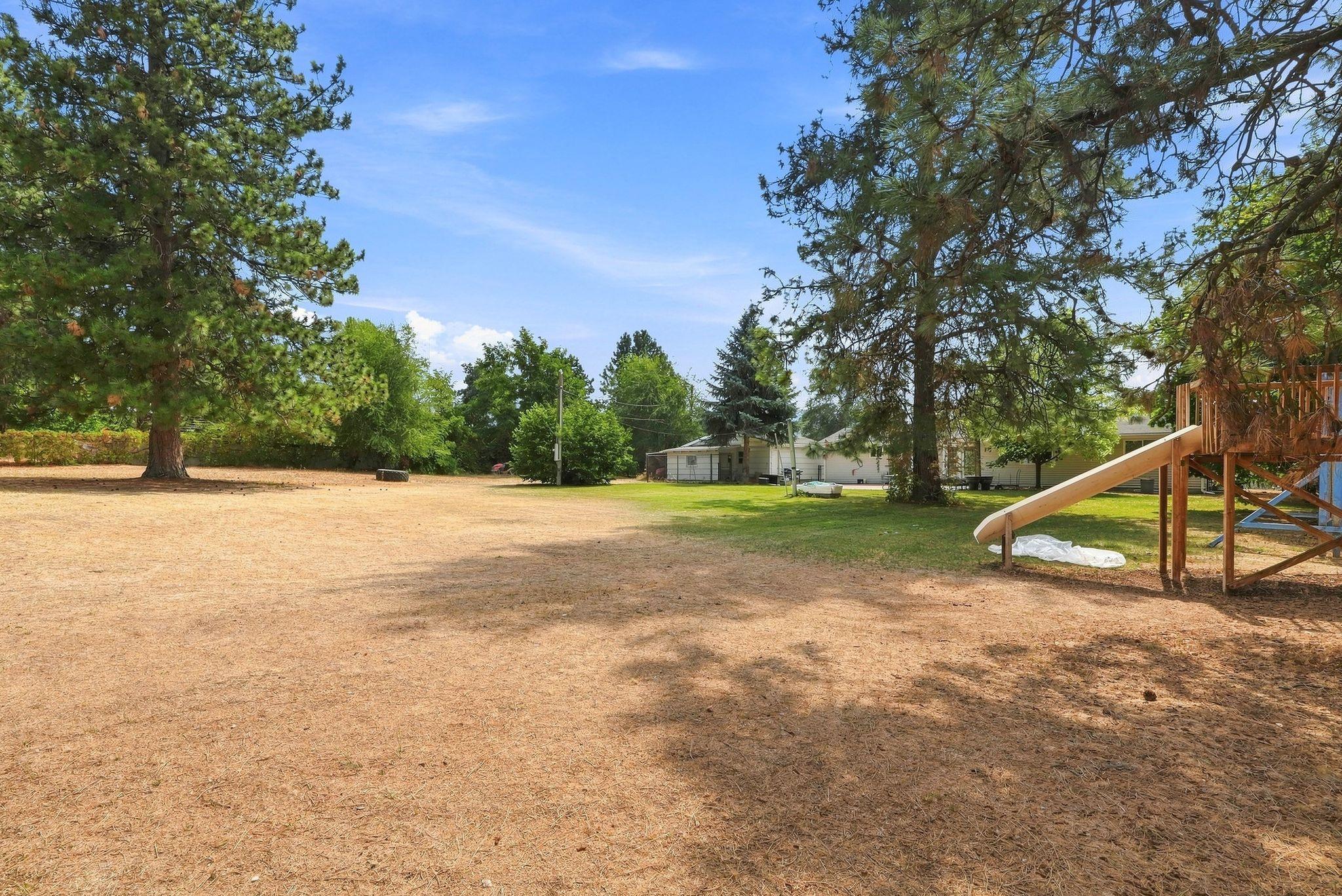5603 E 27th Ave - Photo 31