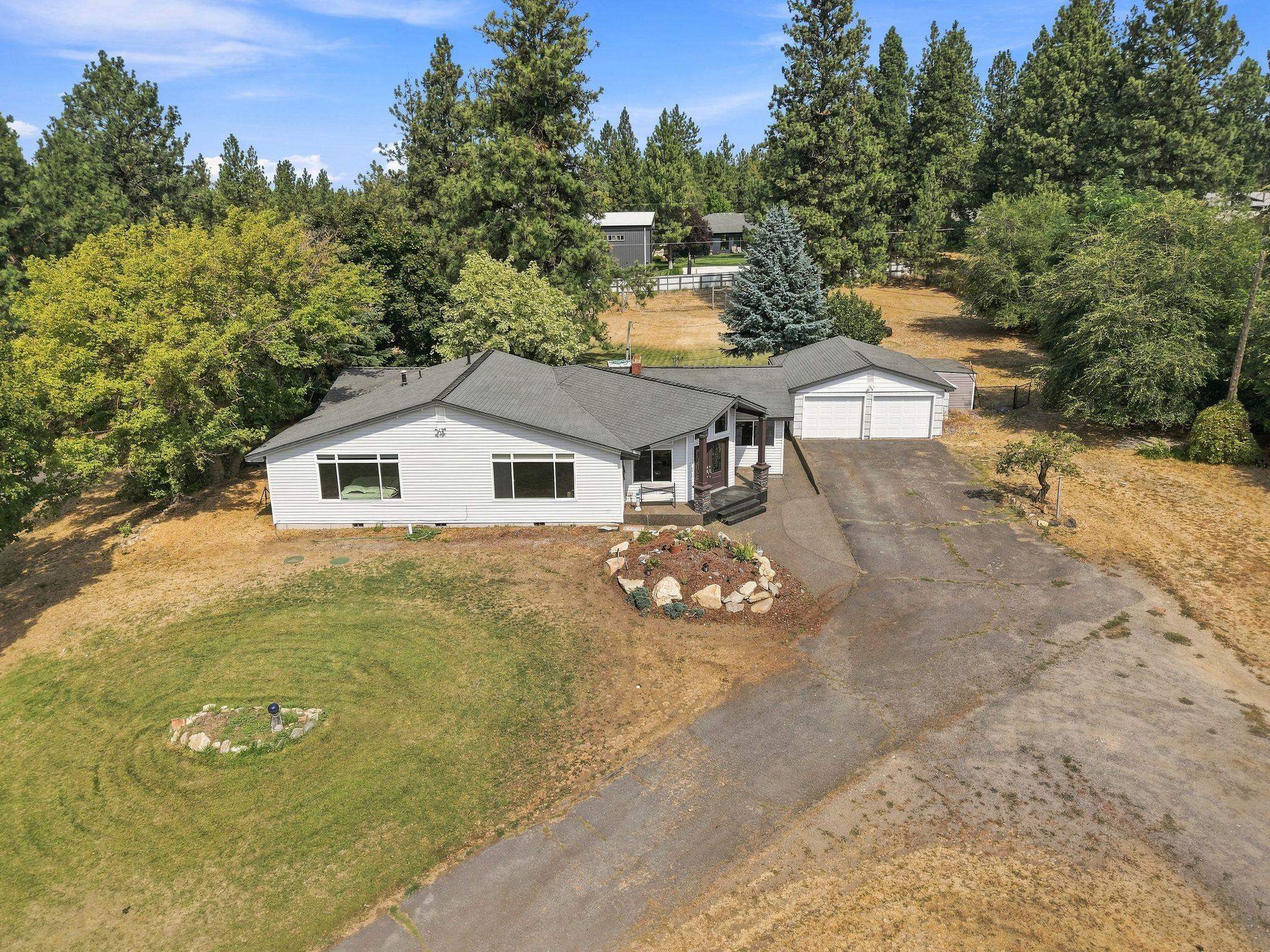 5603 E 27th Ave - Photo 32