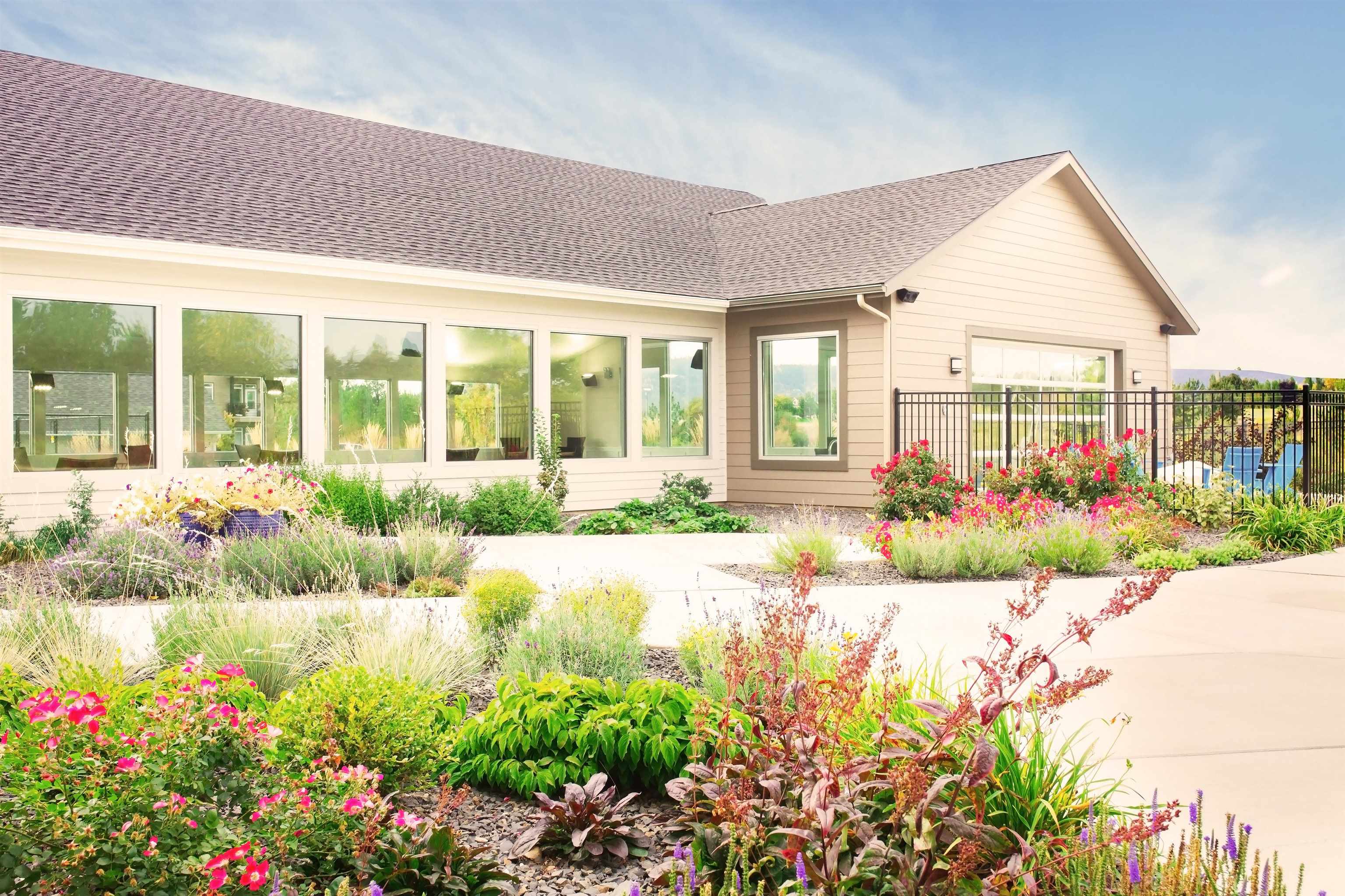 2547 E Plath Ave - Photo 4