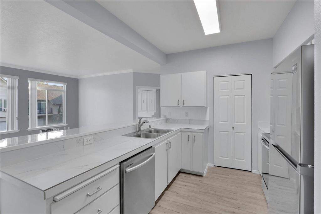 22855 E Country Vista Dr - Photo 8