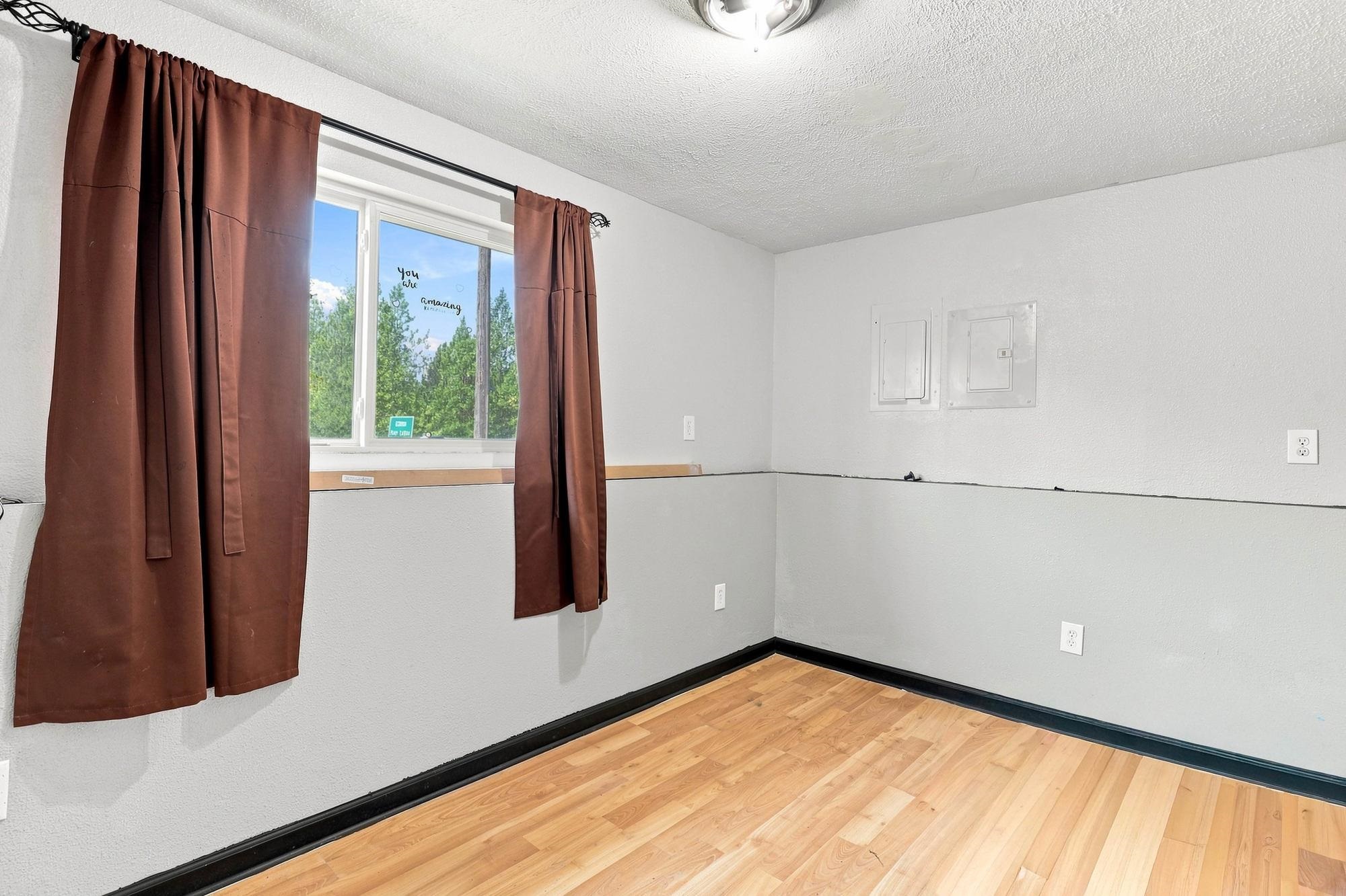 10521 S Spokane St - Photo 12