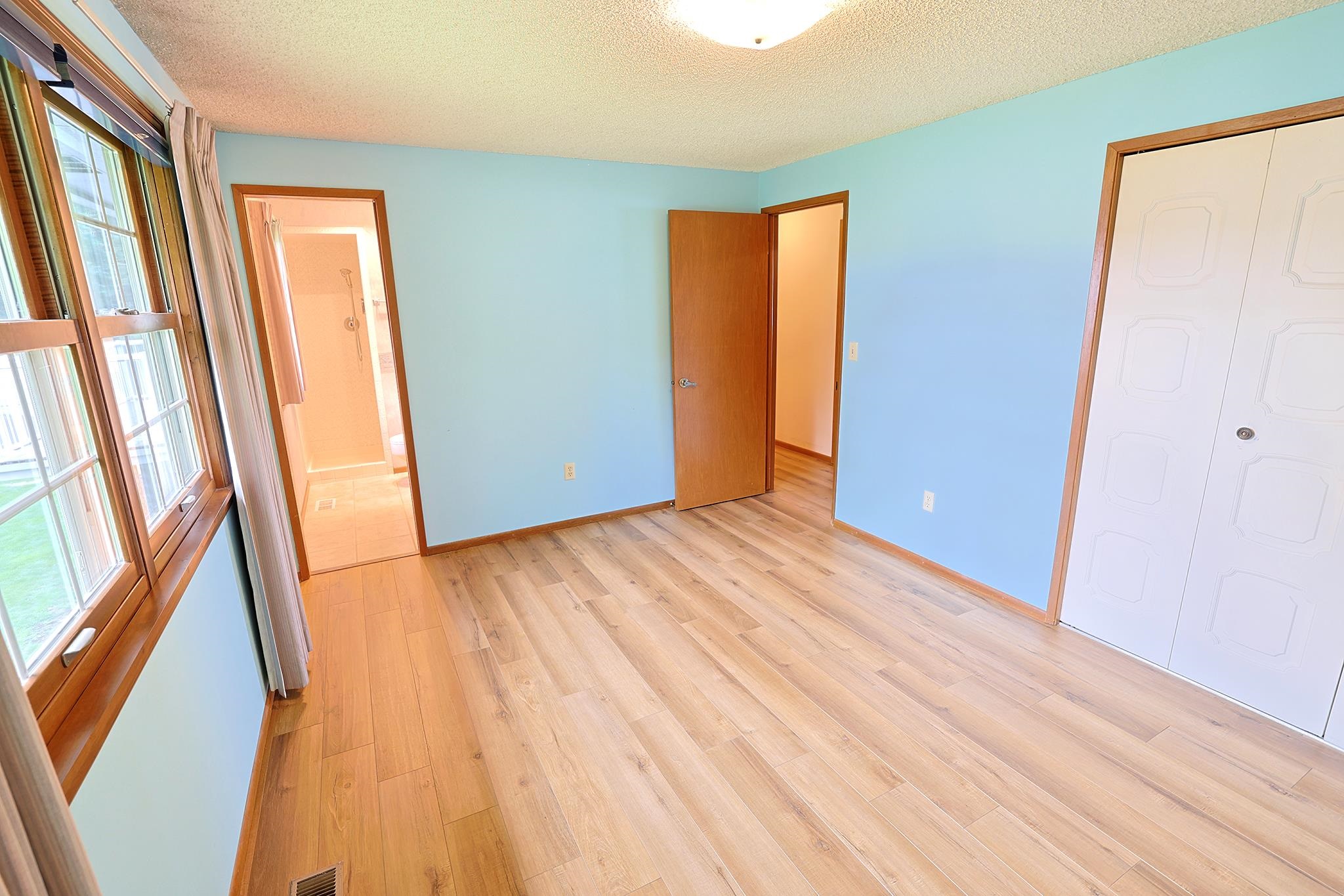 15610 E 27th Ave - Photo 20