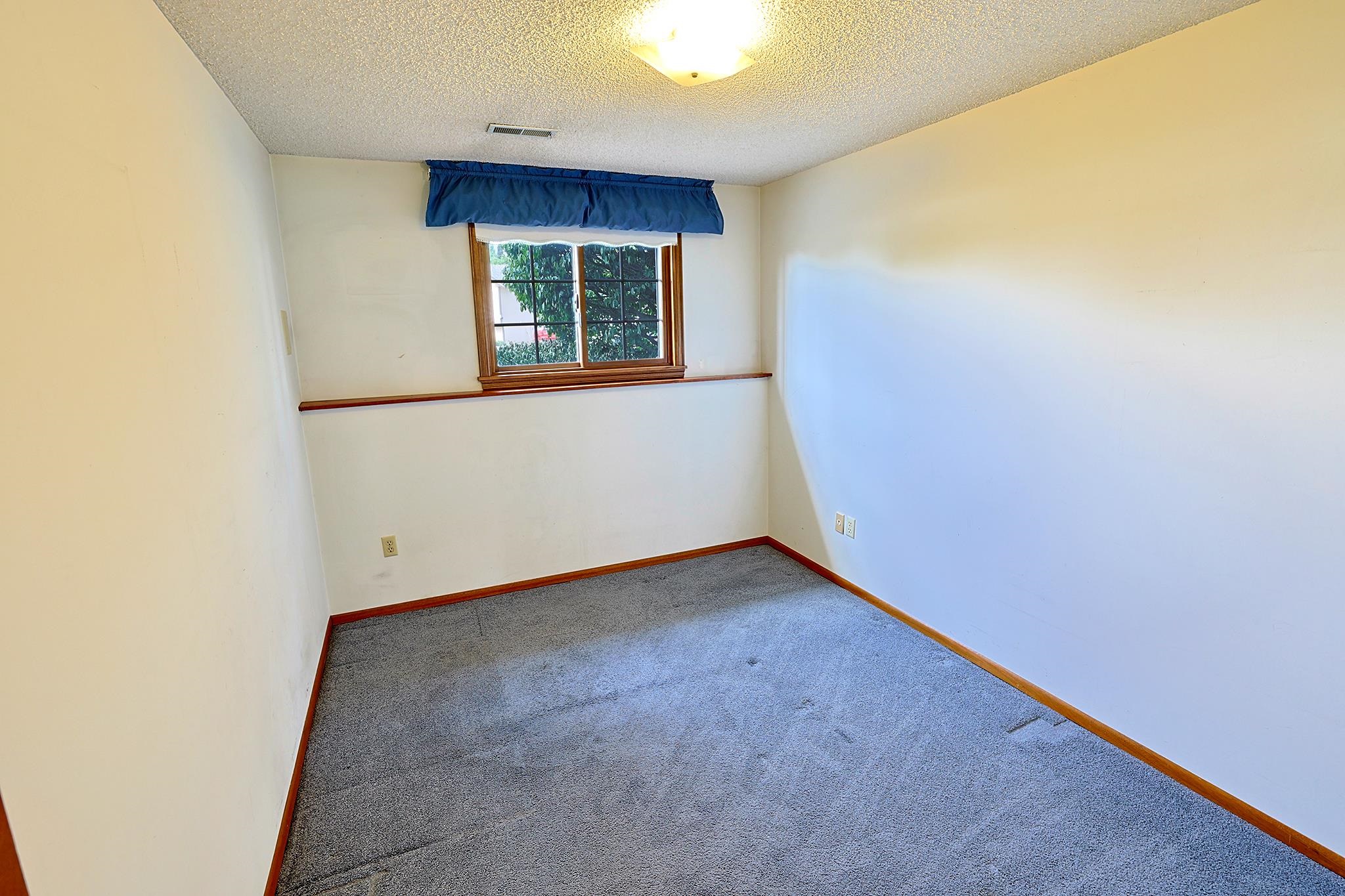 15610 E 27th Ave - Photo 31