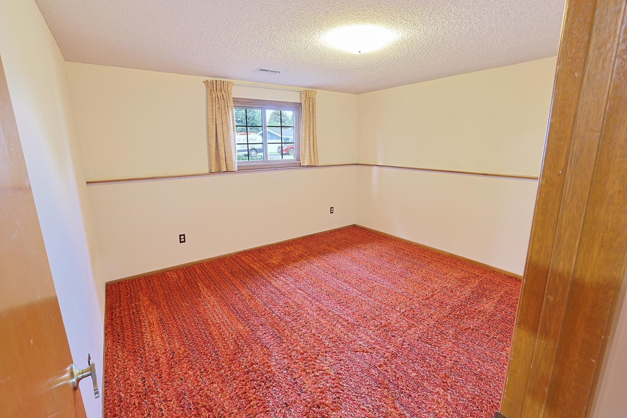 15610 E 27th Ave - Photo 38