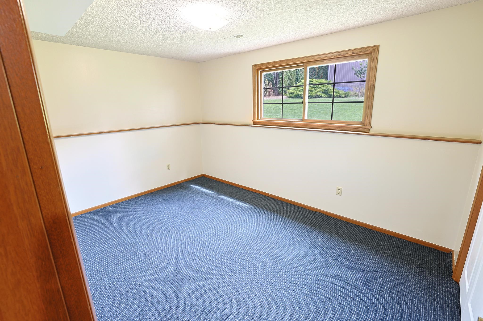 15610 E 27th Ave - Photo 33