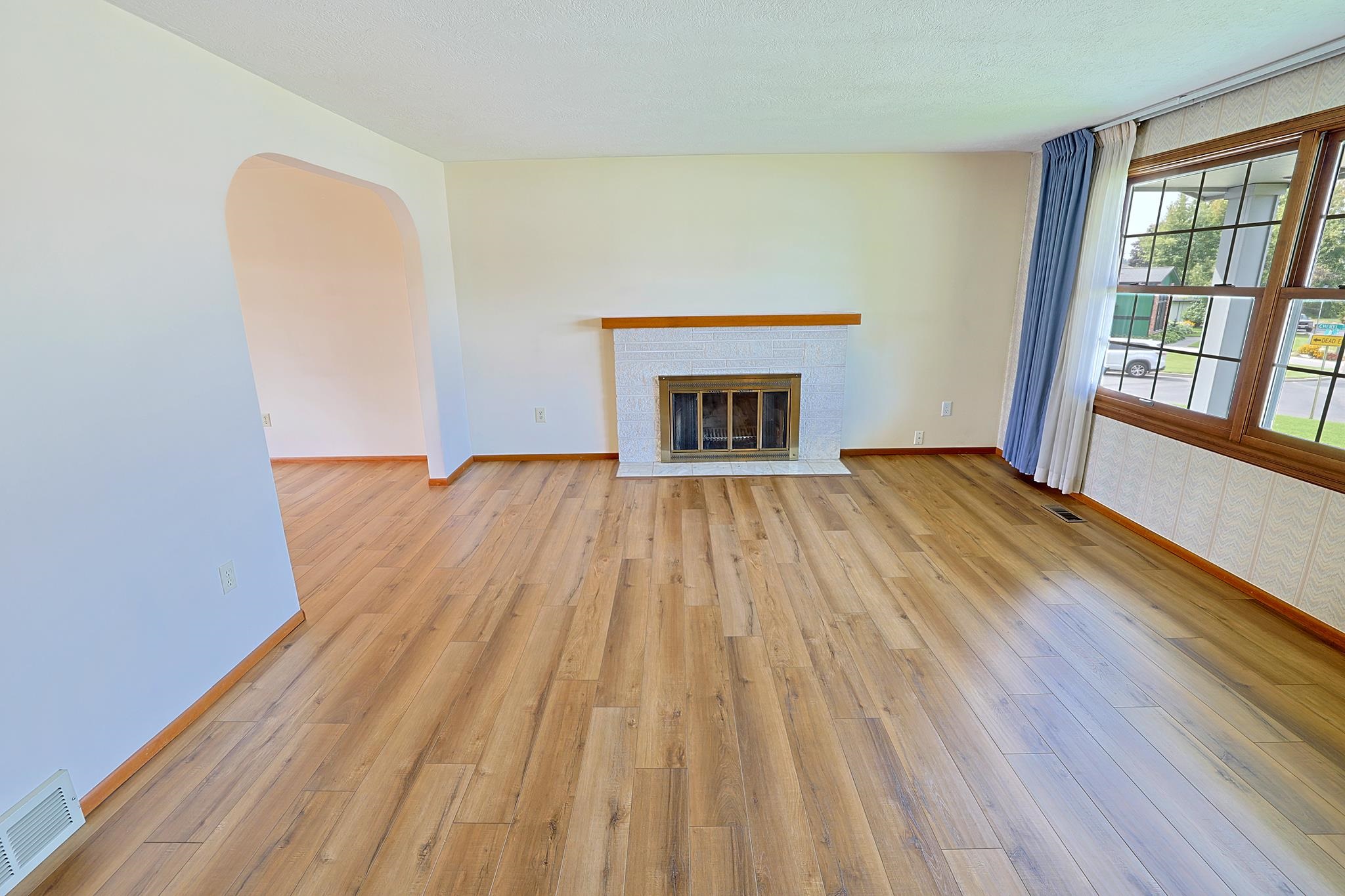 15610 E 27th Ave - Photo 8