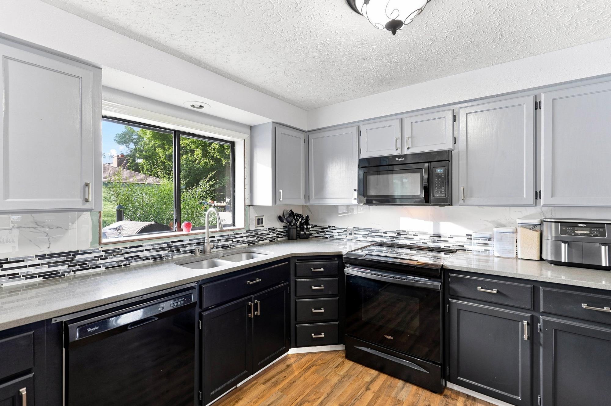 3618 S Loretta Dr - Photo 18