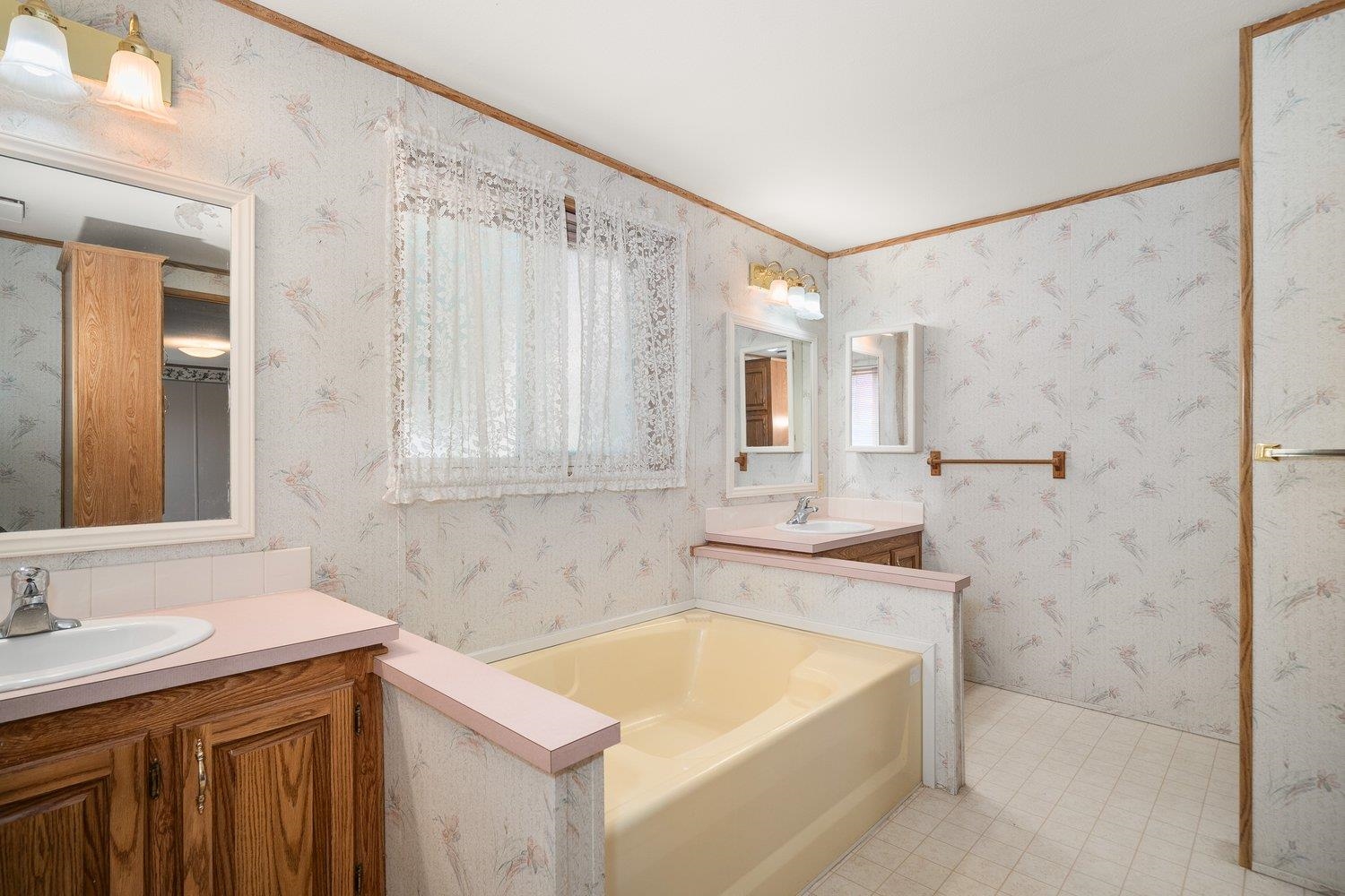 1305 E Evergreen St - Photo 25
