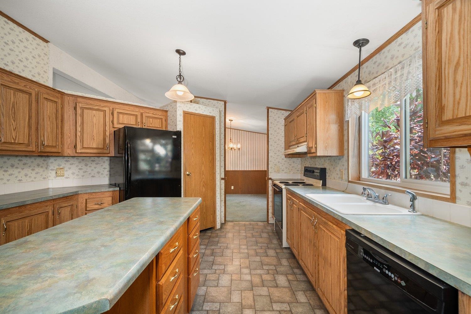 1305 E Evergreen St - Photo 4