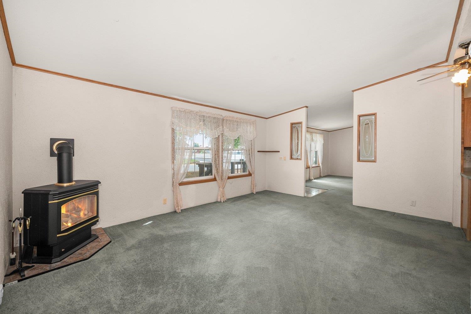 1305 E Evergreen St - Photo 15