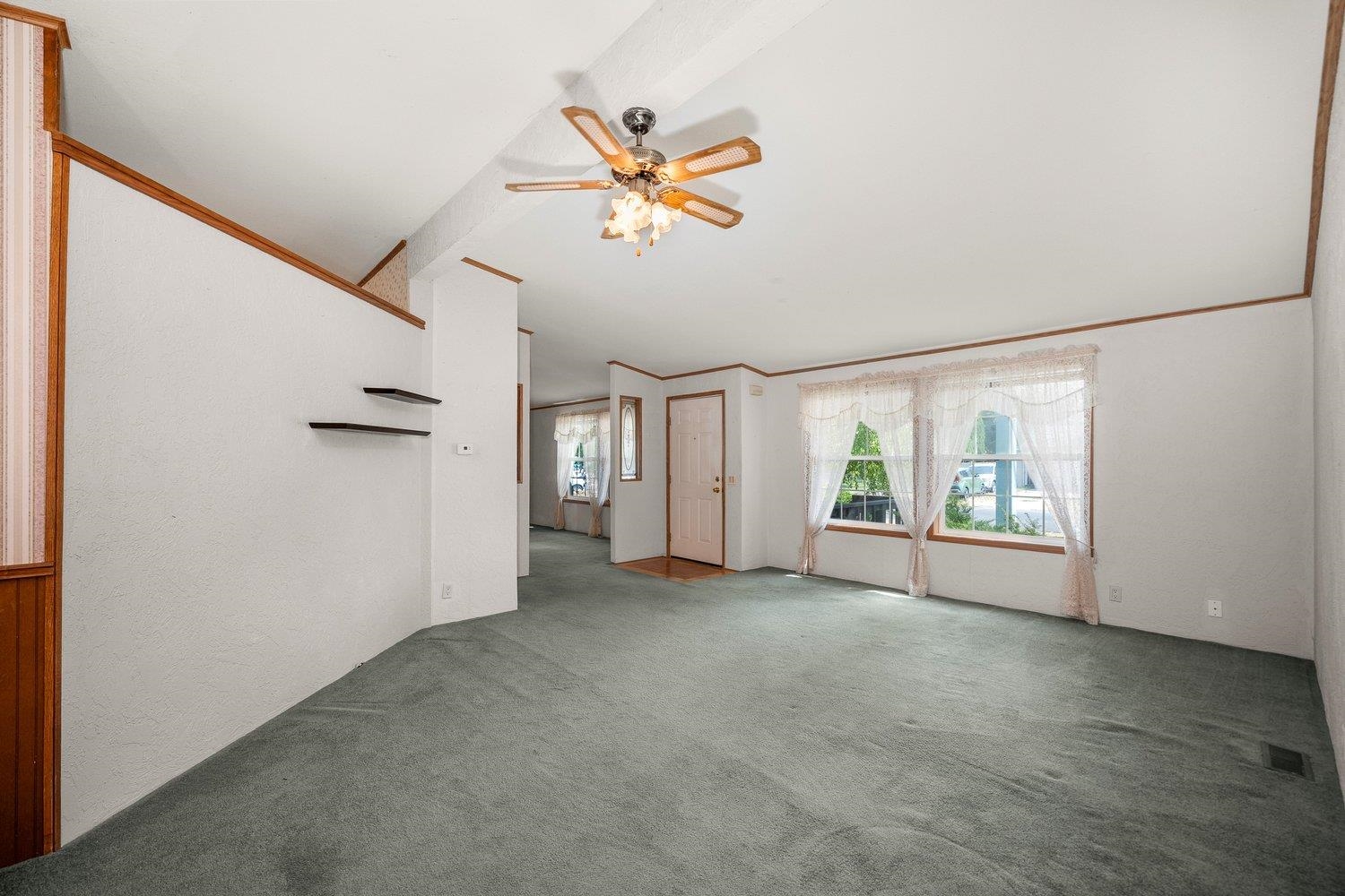 1305 E Evergreen St - Photo 17