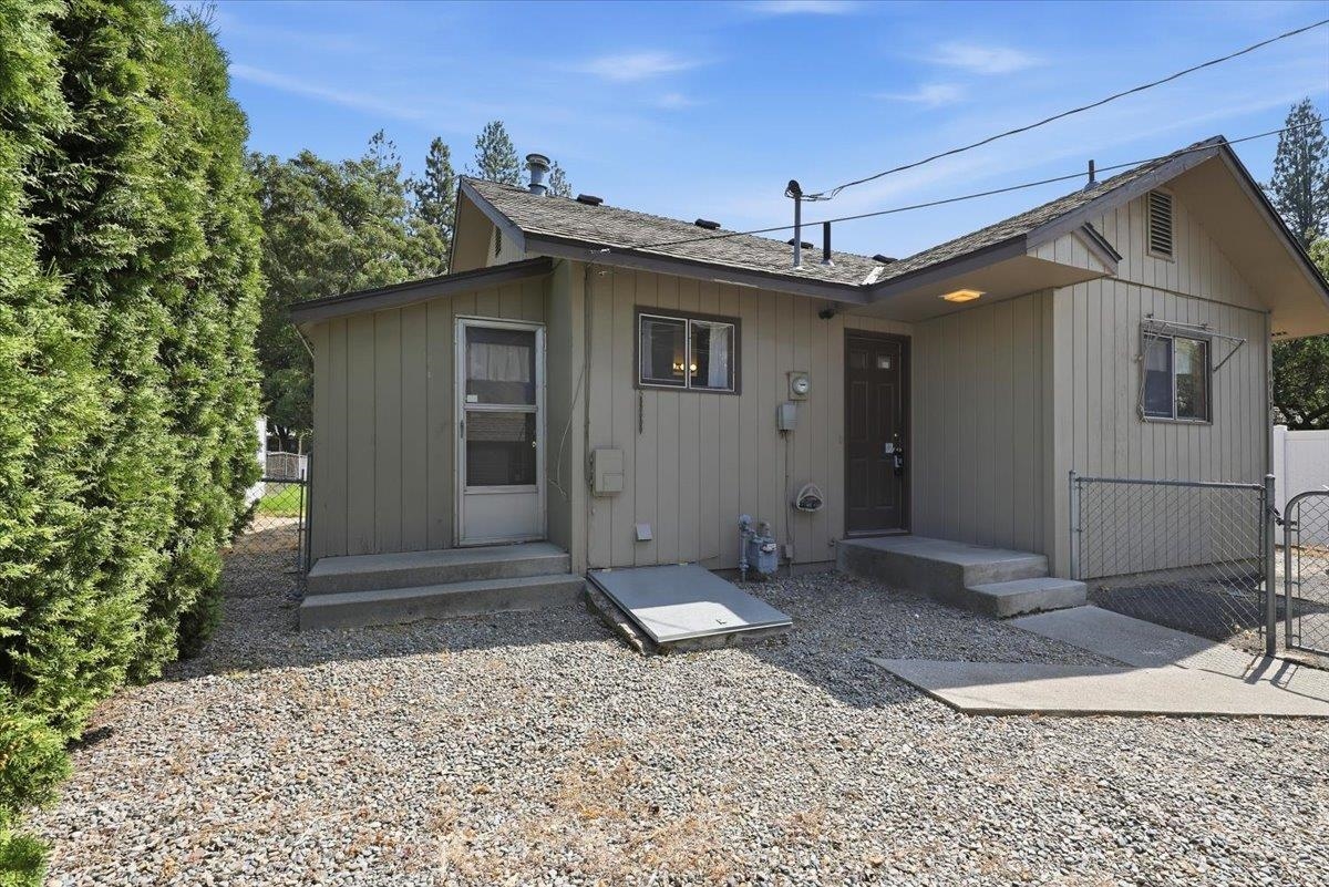4917 N Maple St - Photo 15