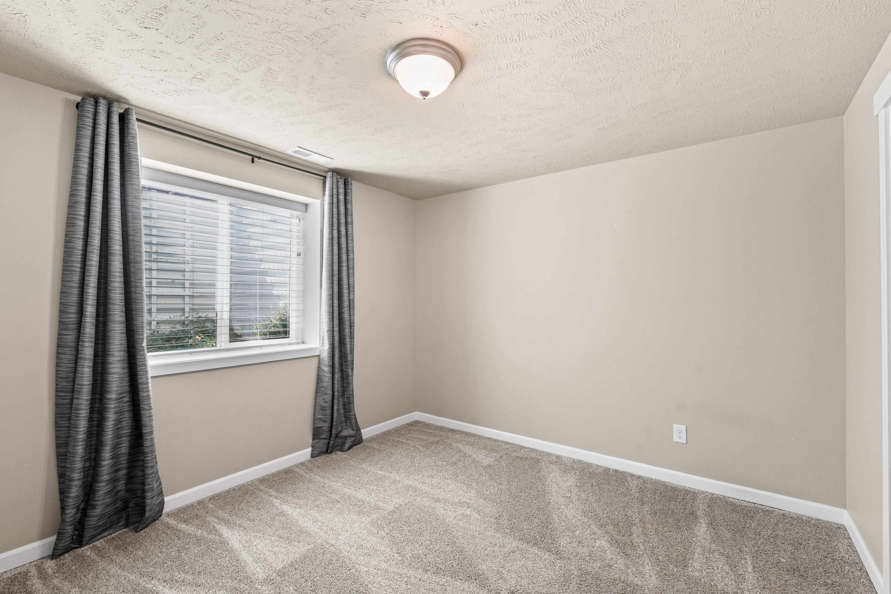 710 E Belle Ln - Photo 34