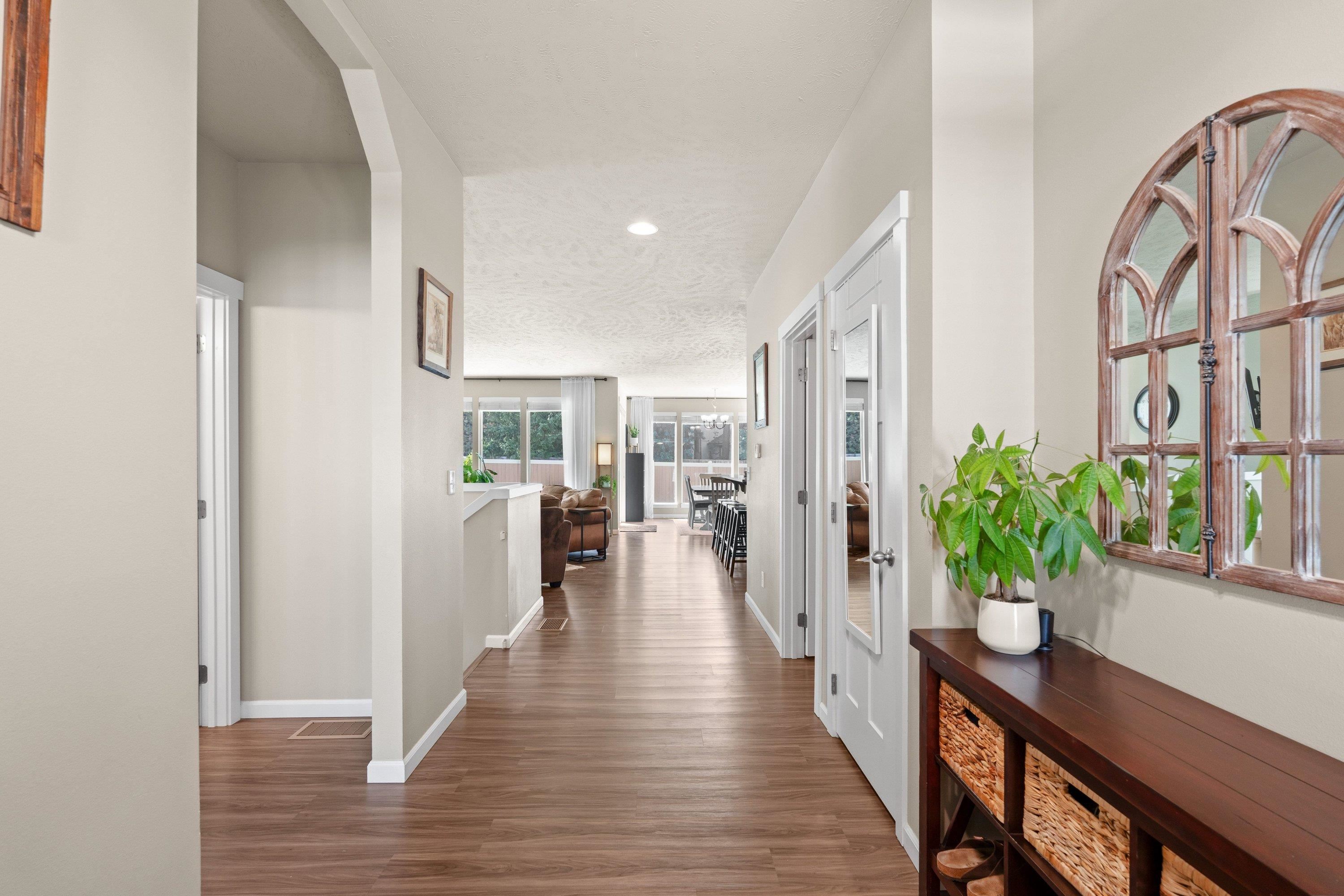 710 E Belle Ln - Photo 9