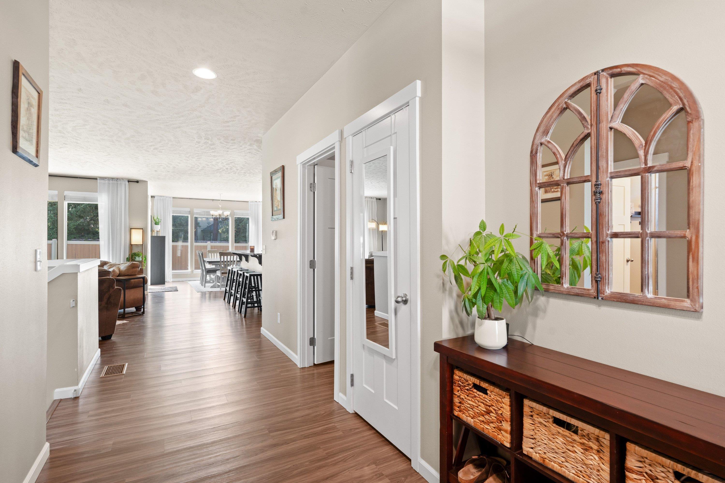 710 E Belle Ln - Photo 8