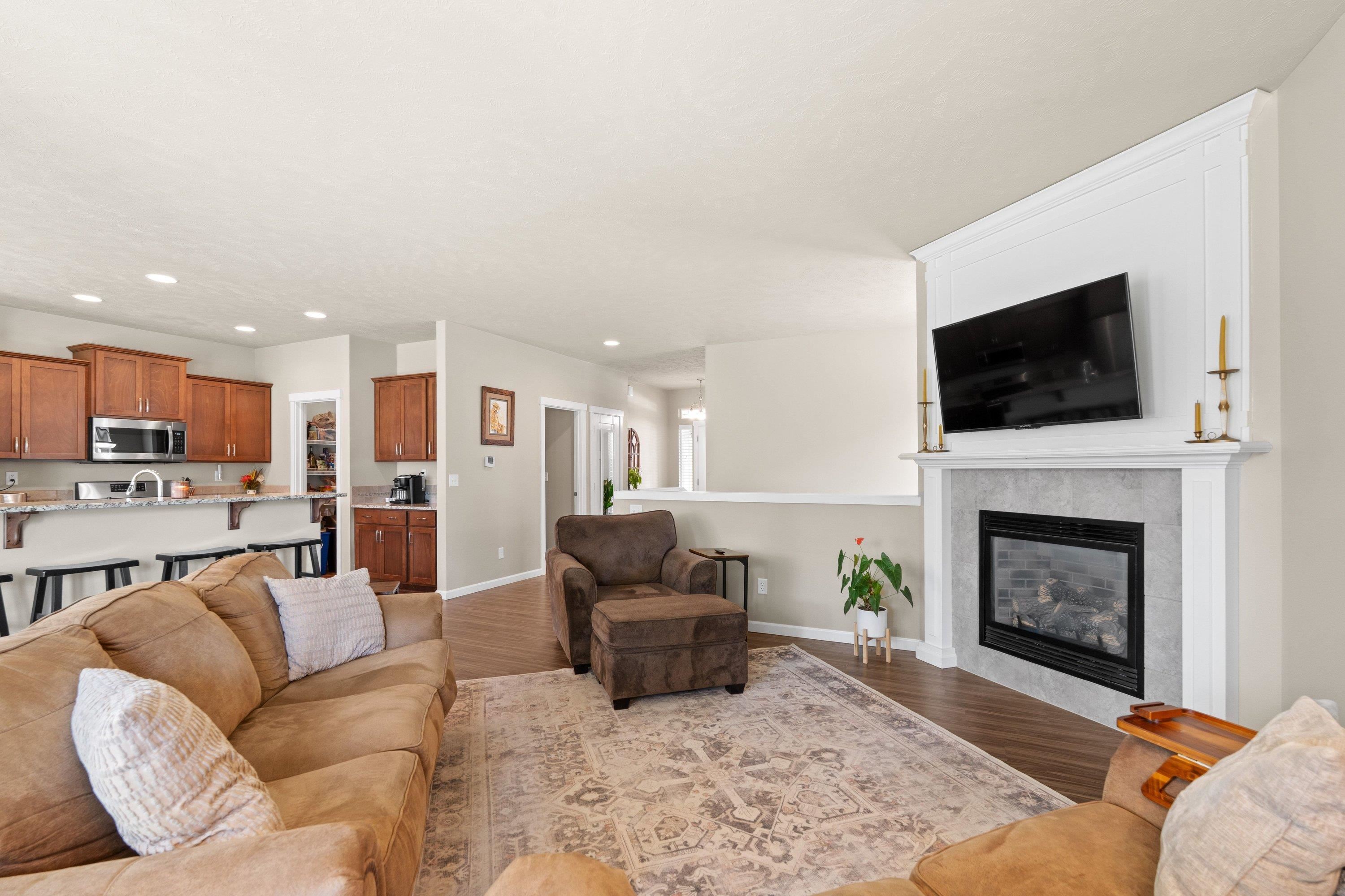710 E Belle Ln - Photo 13