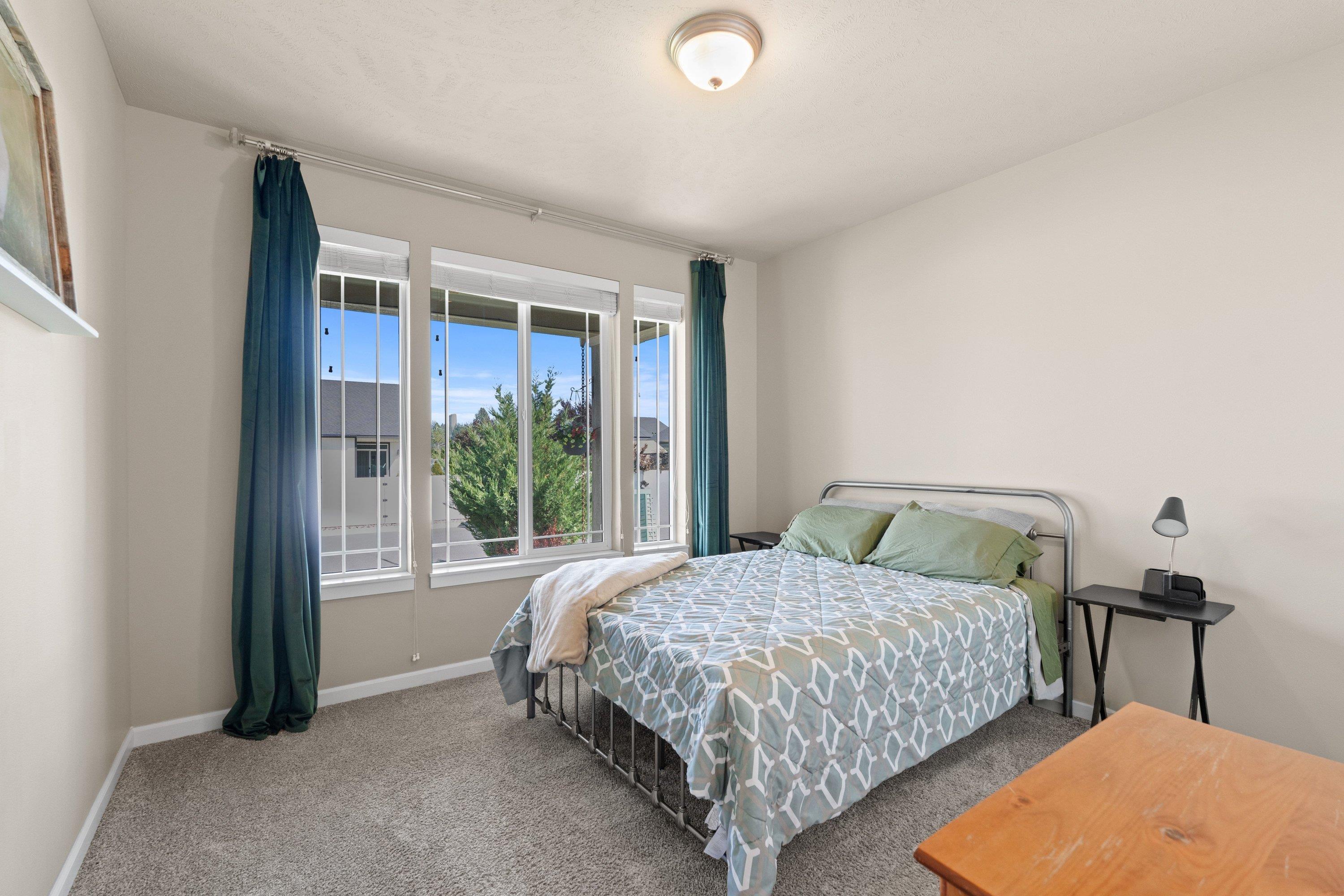 710 E Belle Ln - Photo 41