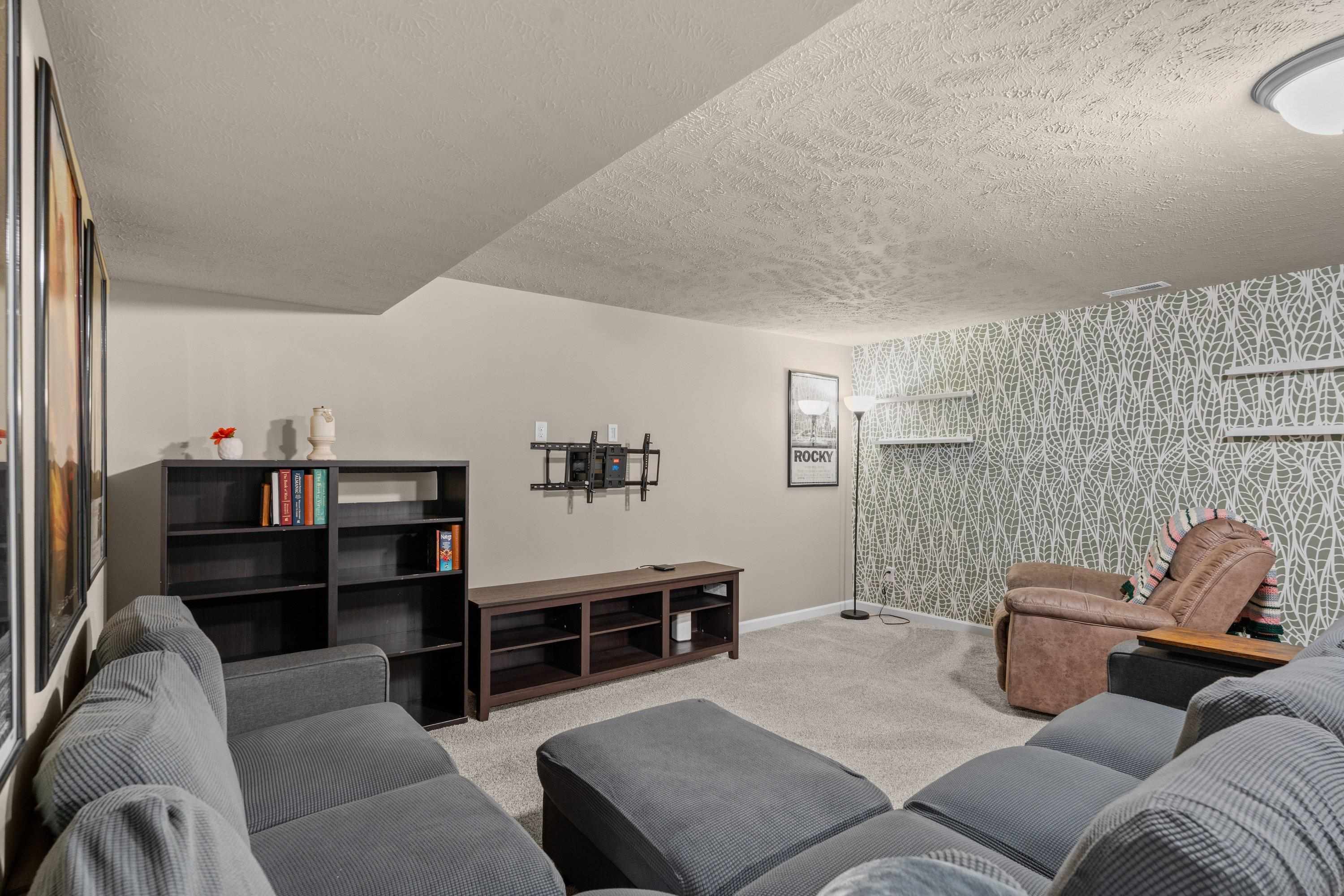 710 E Belle Ln - Photo 25