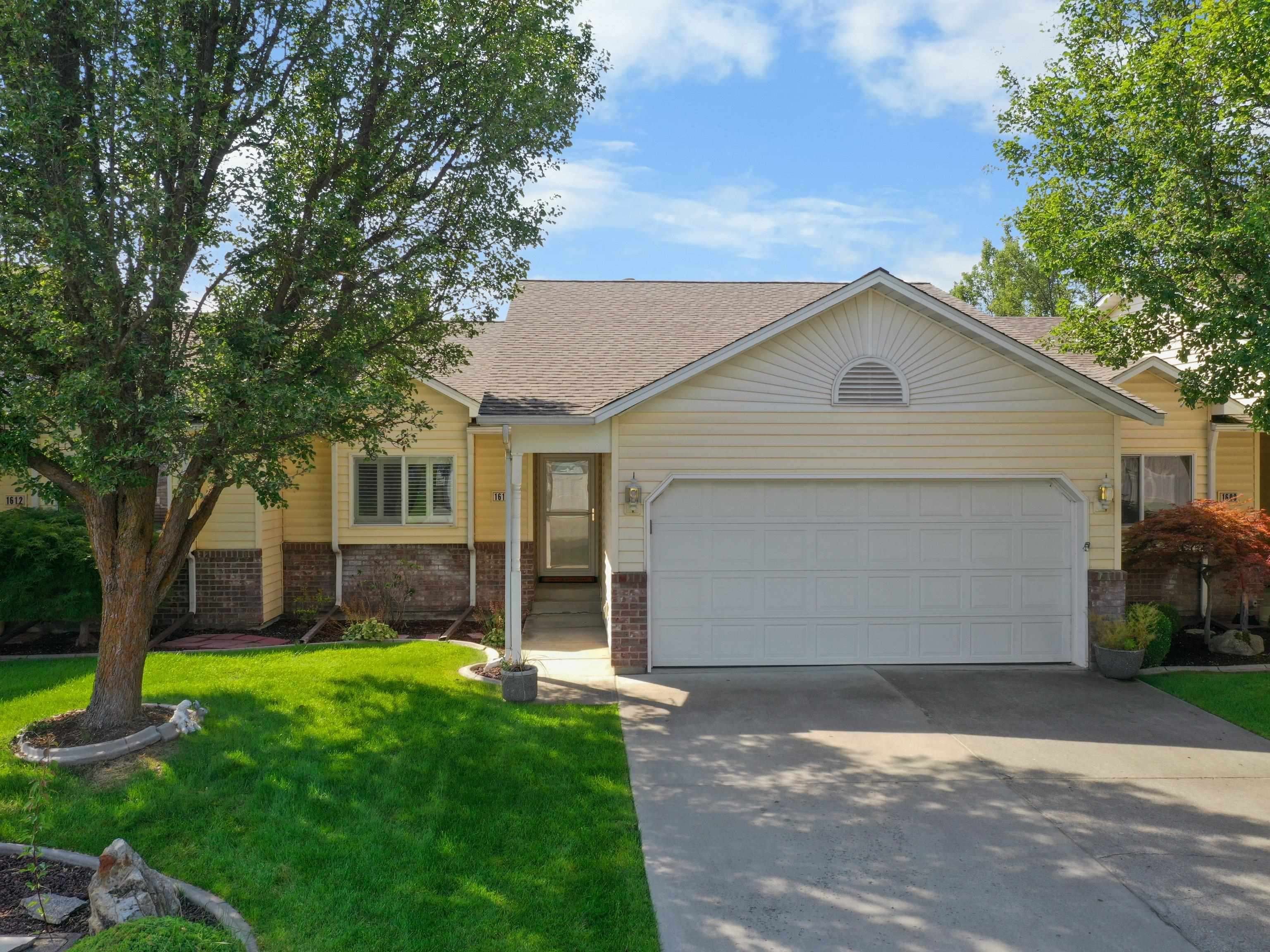 1610 S Newer Ln - Photo 1