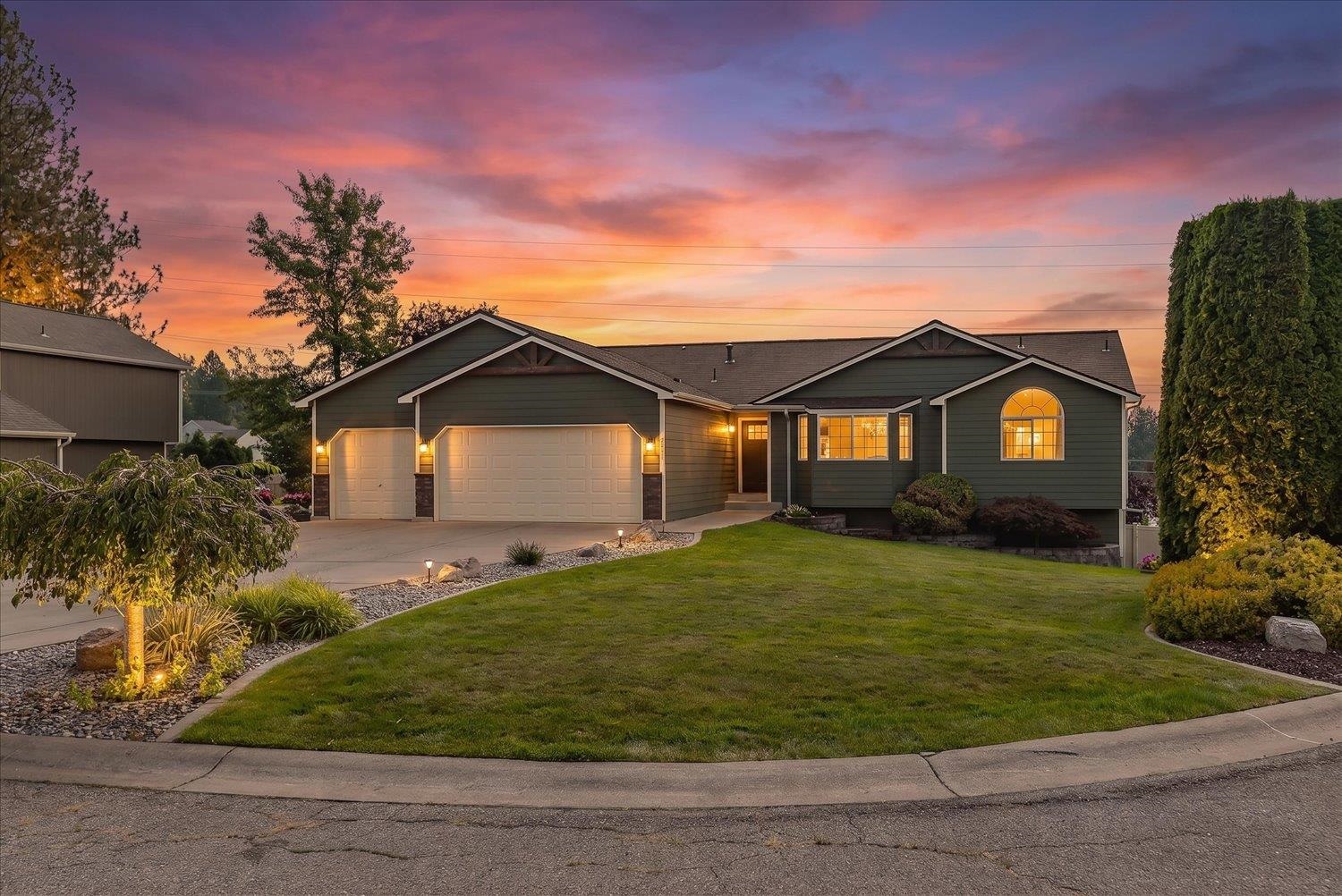 8110 E Sommerset Dr - Photo 2