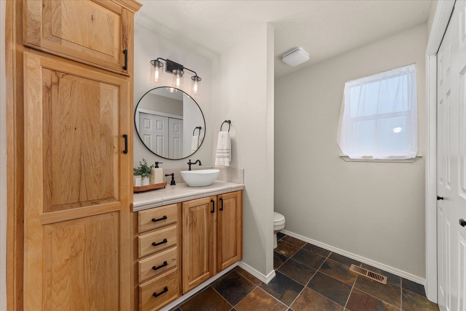 8110 E Sommerset Dr - Photo 12