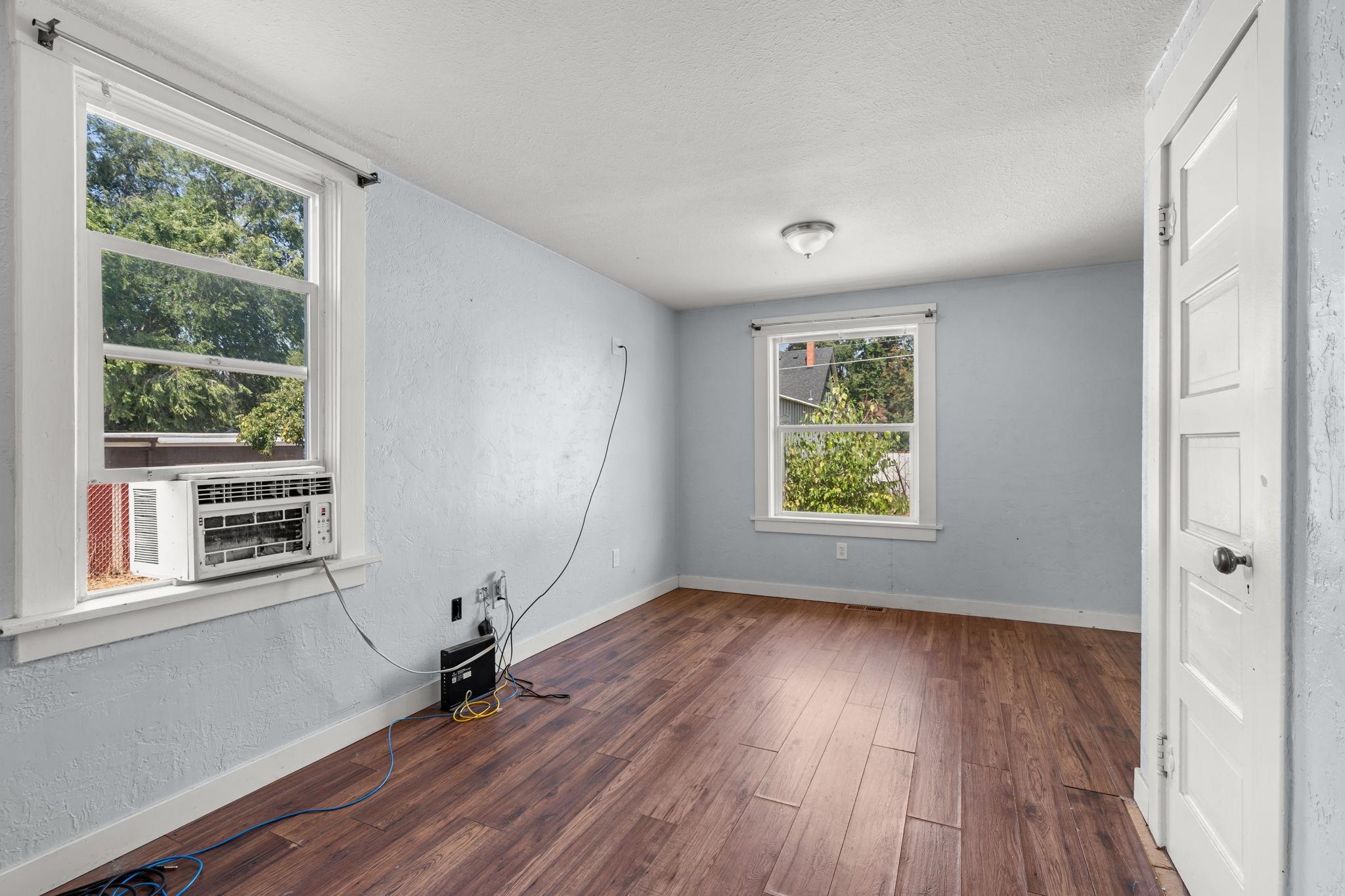 417 E Liberty Ave - Photo 13