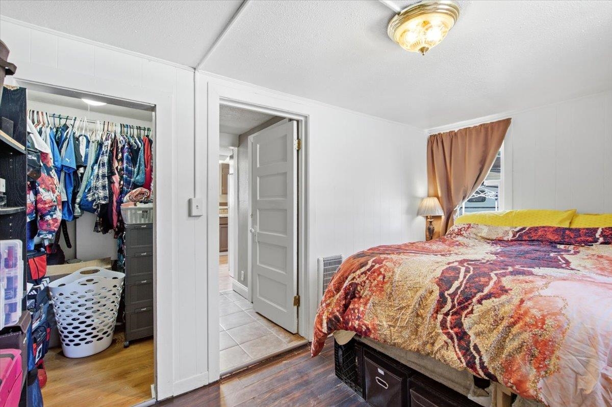 4129 N Normandie St - Photo 13