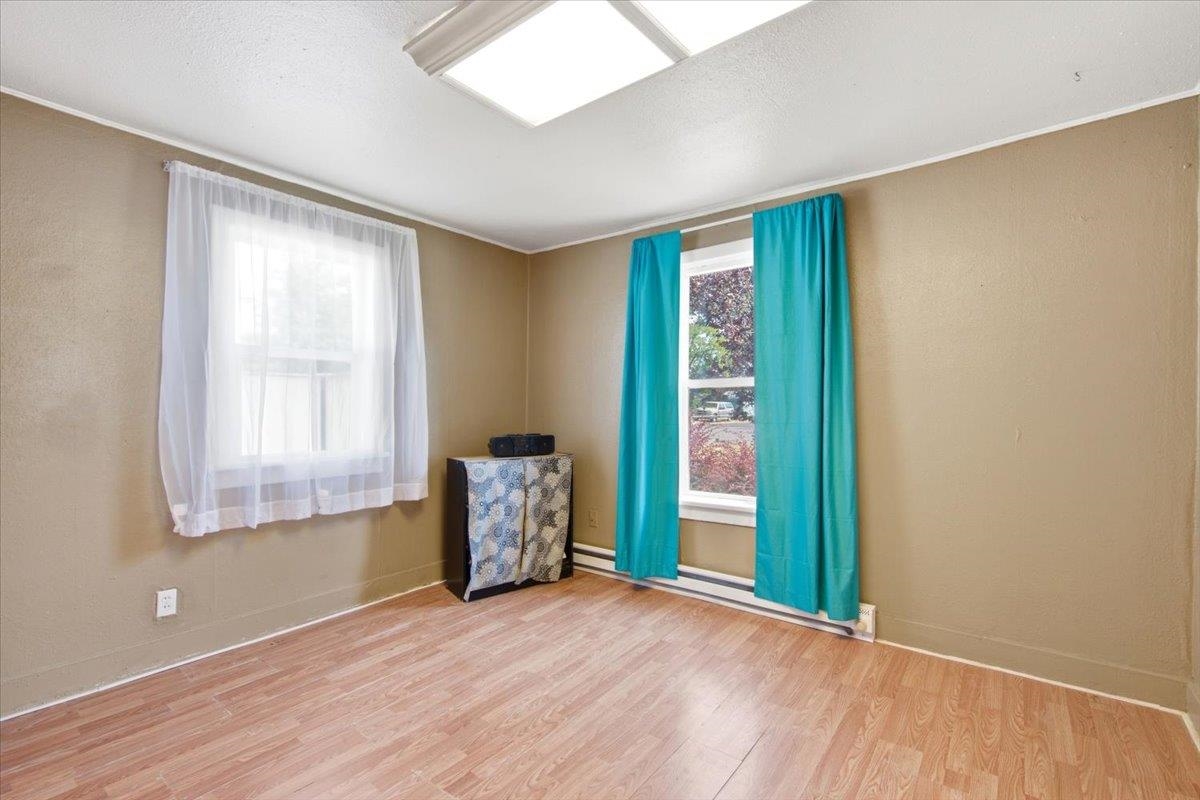 4129 N Normandie St - Photo 15