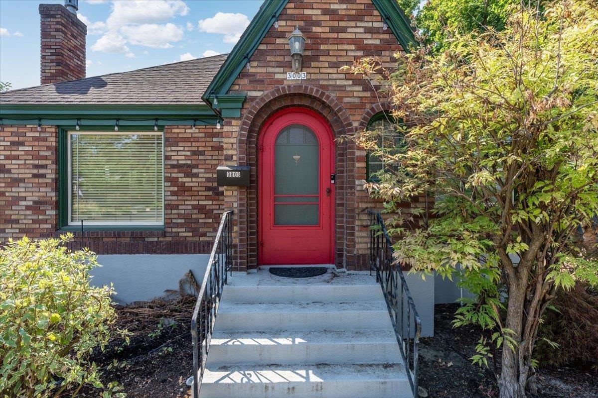 3003 W Fairview Ave - Photo 3