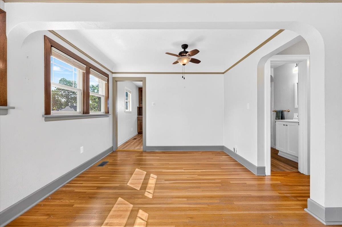 3003 W Fairview Ave - Photo 11