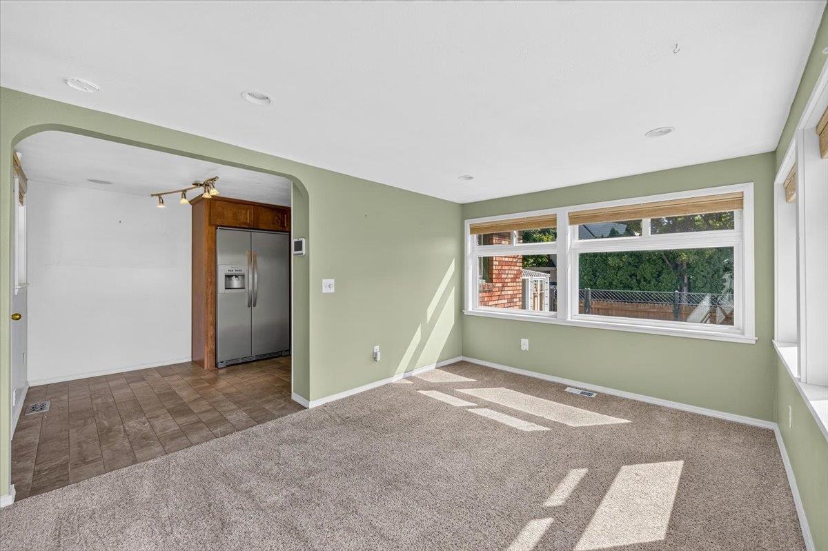 3003 W Fairview Ave - Photo 17