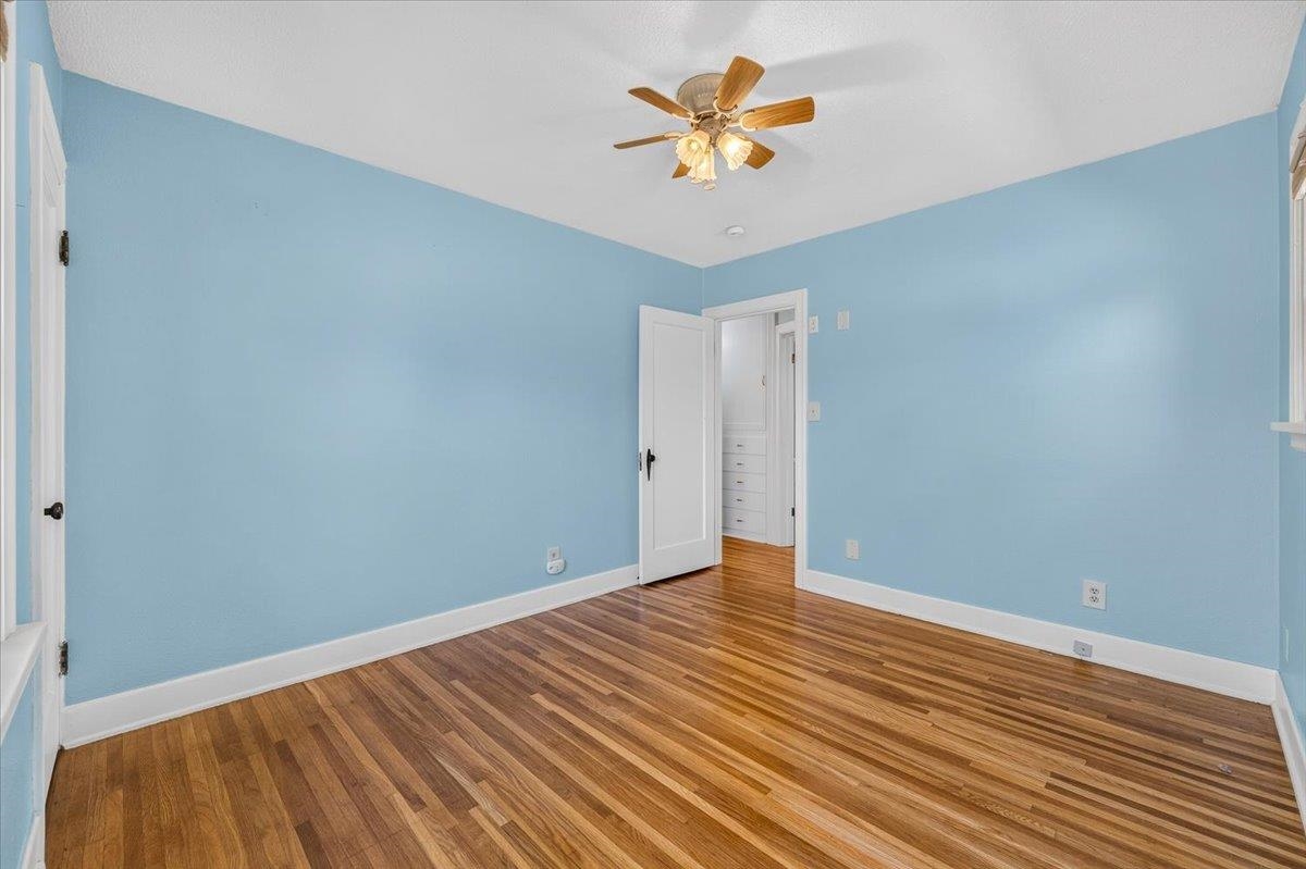 3003 W Fairview Ave - Photo 23