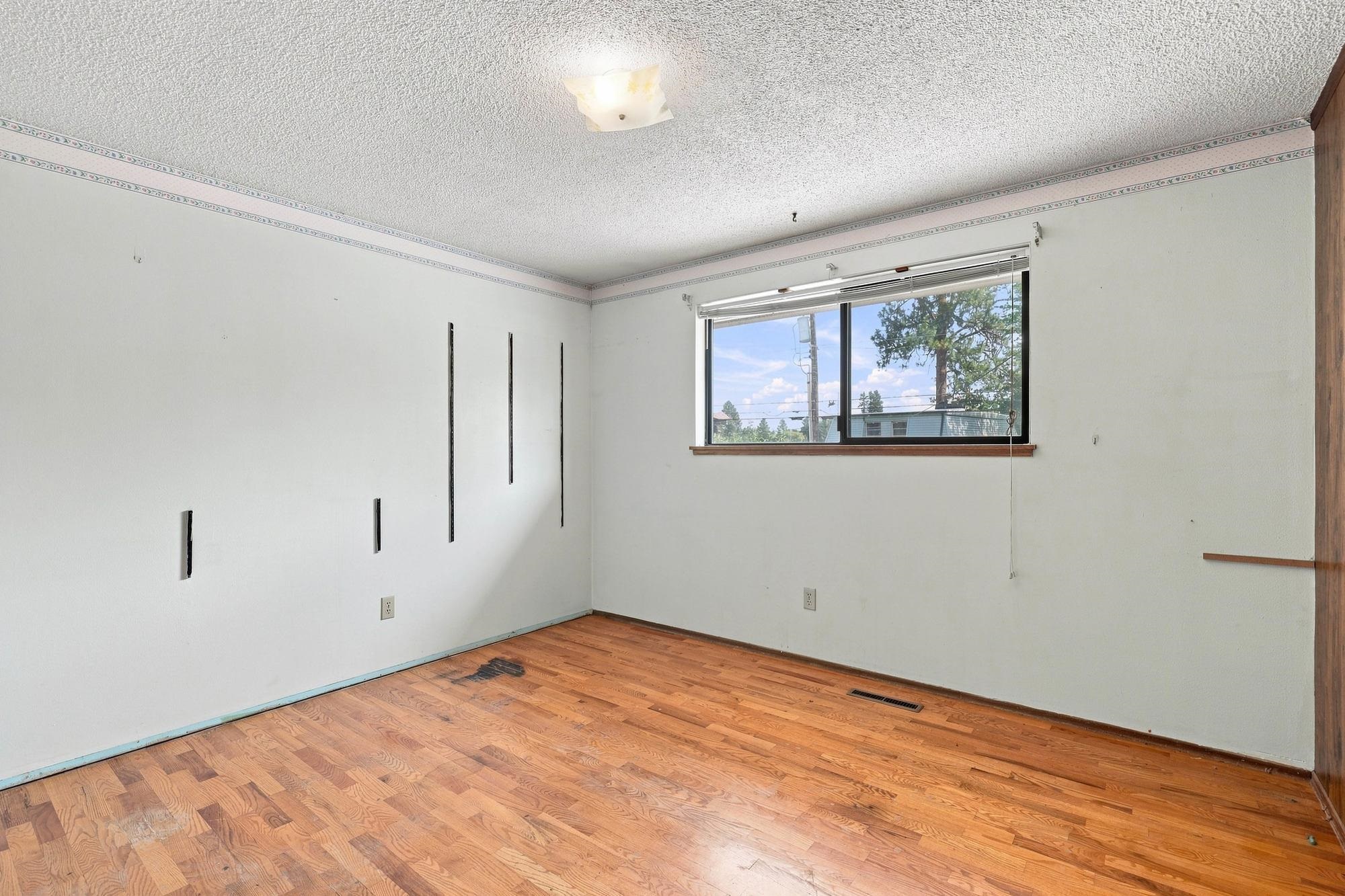 631 S Jefferson St - Photo 10