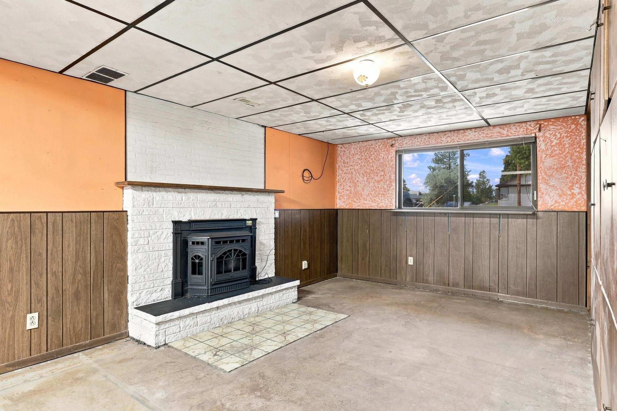 631 S Jefferson St - Photo 16