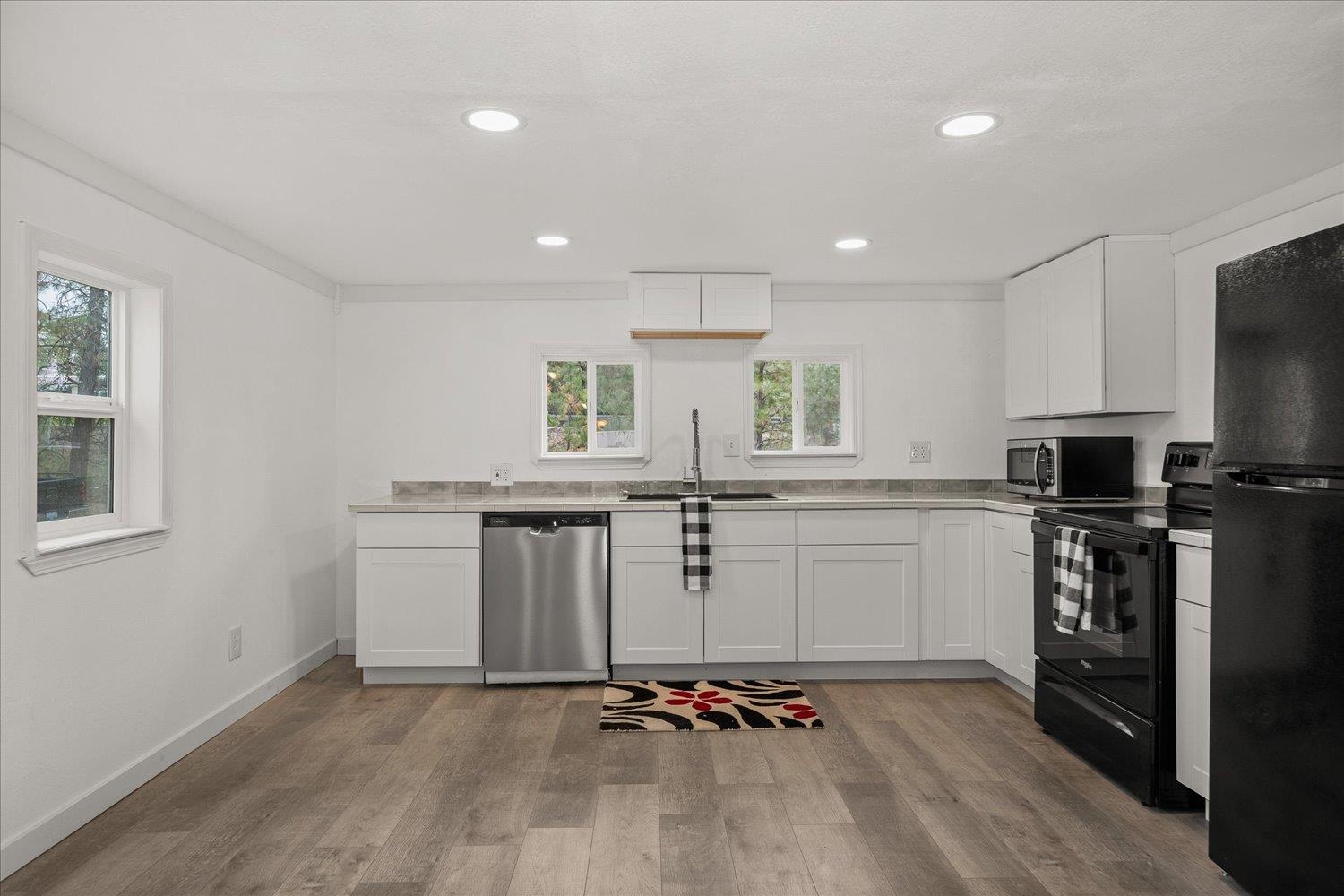 34124 N Newport Hwy - Photo 12
