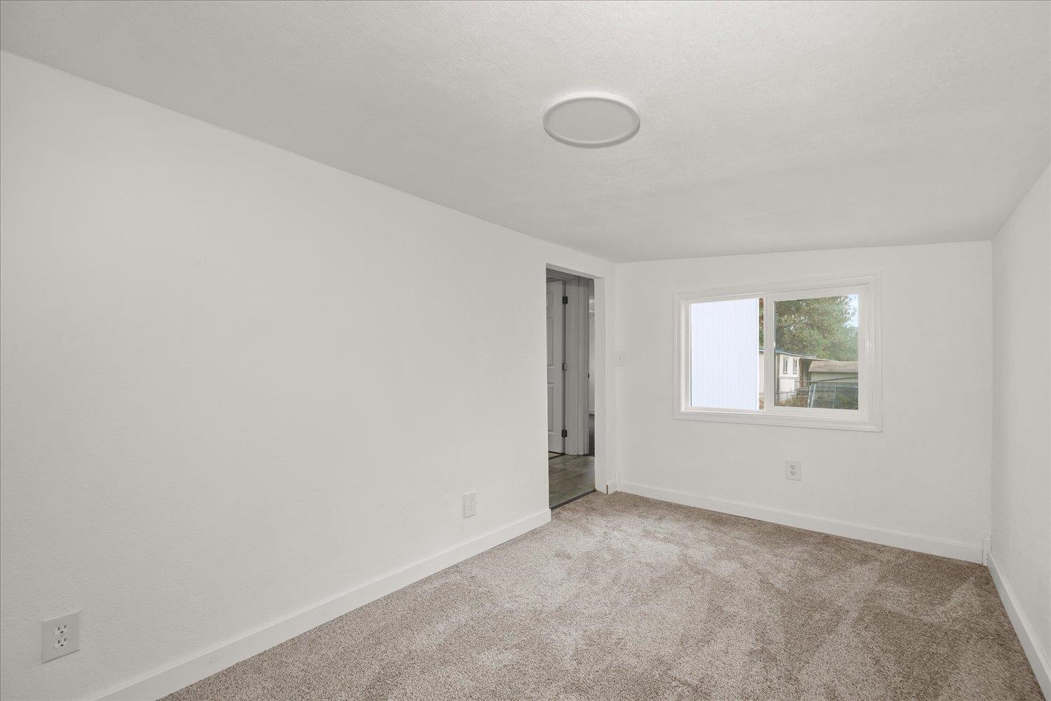 34124 N Newport Hwy - Photo 21