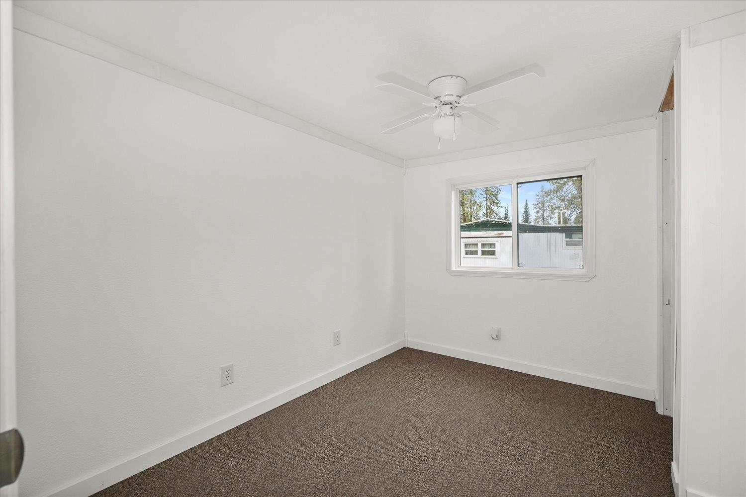34124 N Newport Hwy - Photo 23