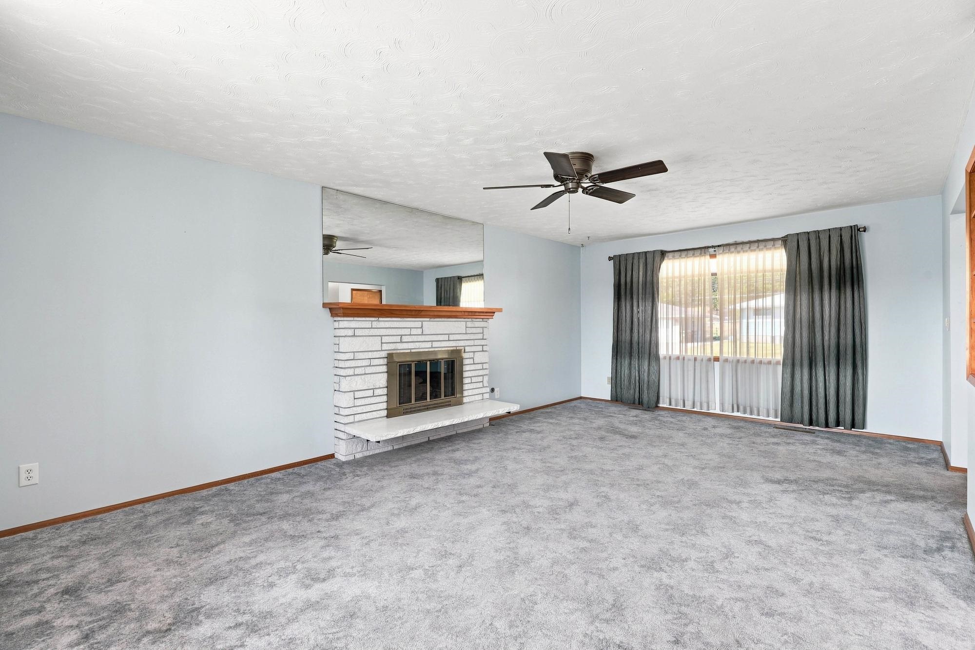 3333 W Woodside Ave - Photo 4