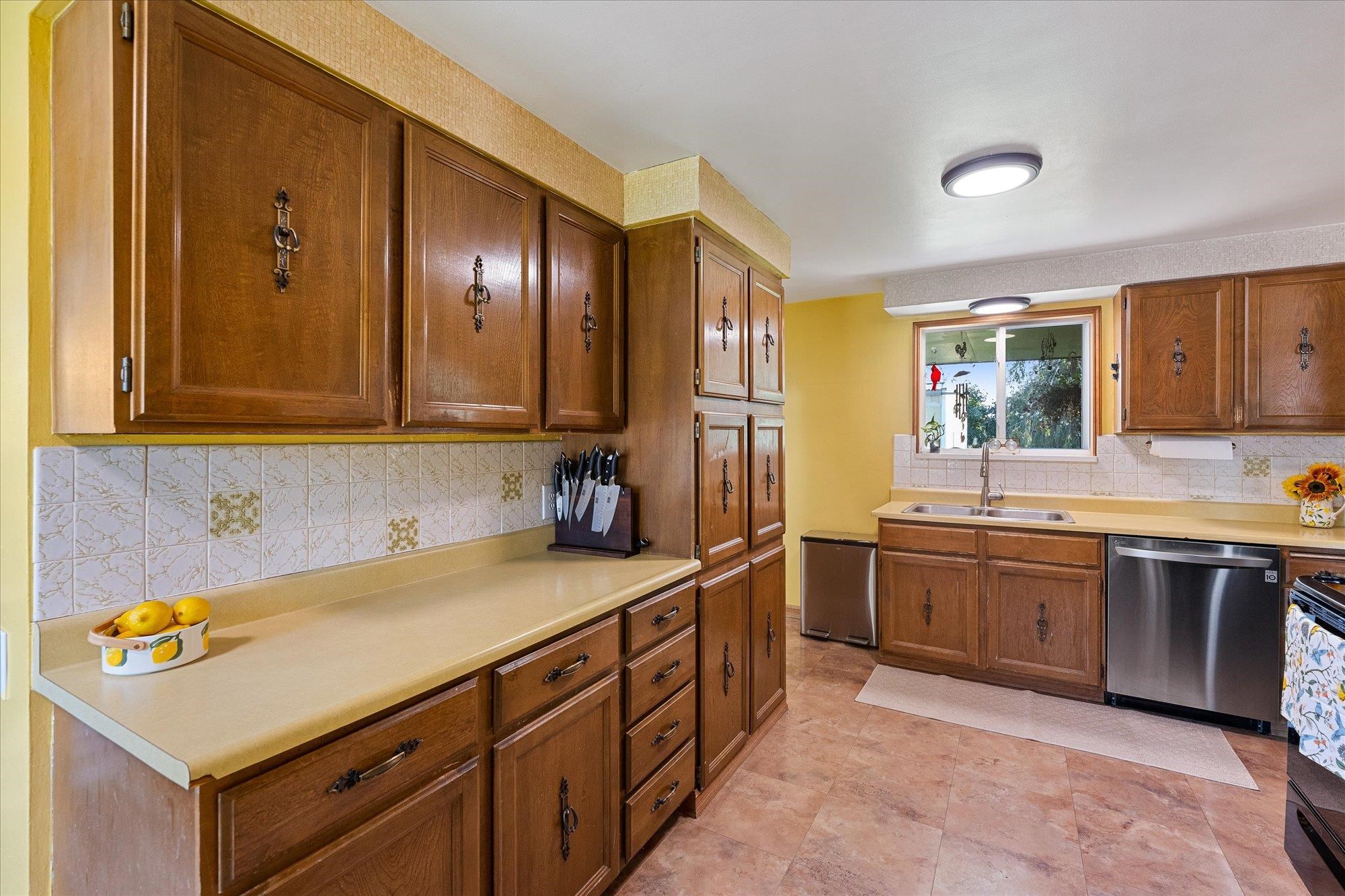 14724 E Broadway Ave - Photo 7