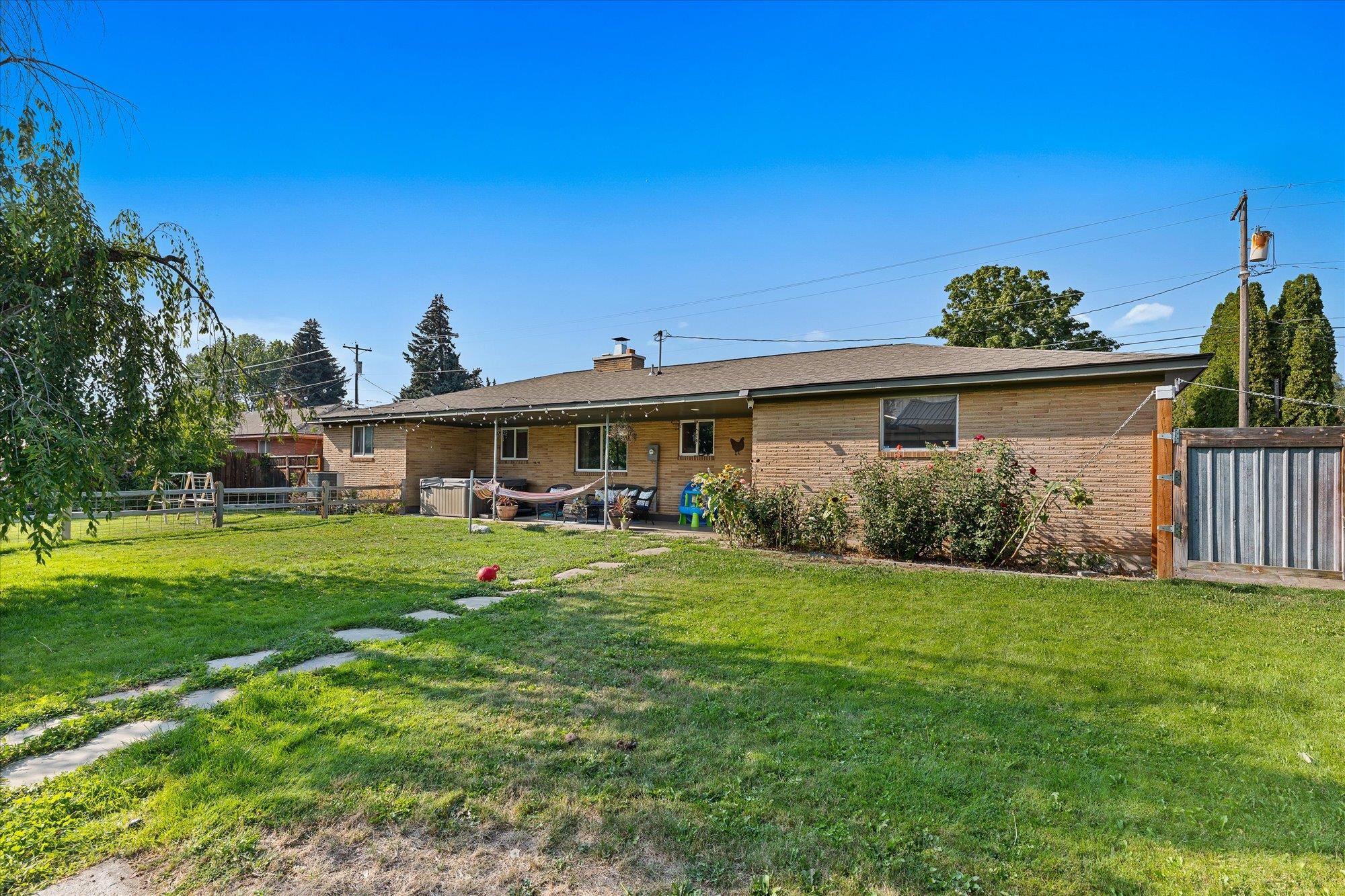 14724 E Broadway Ave - Photo 28