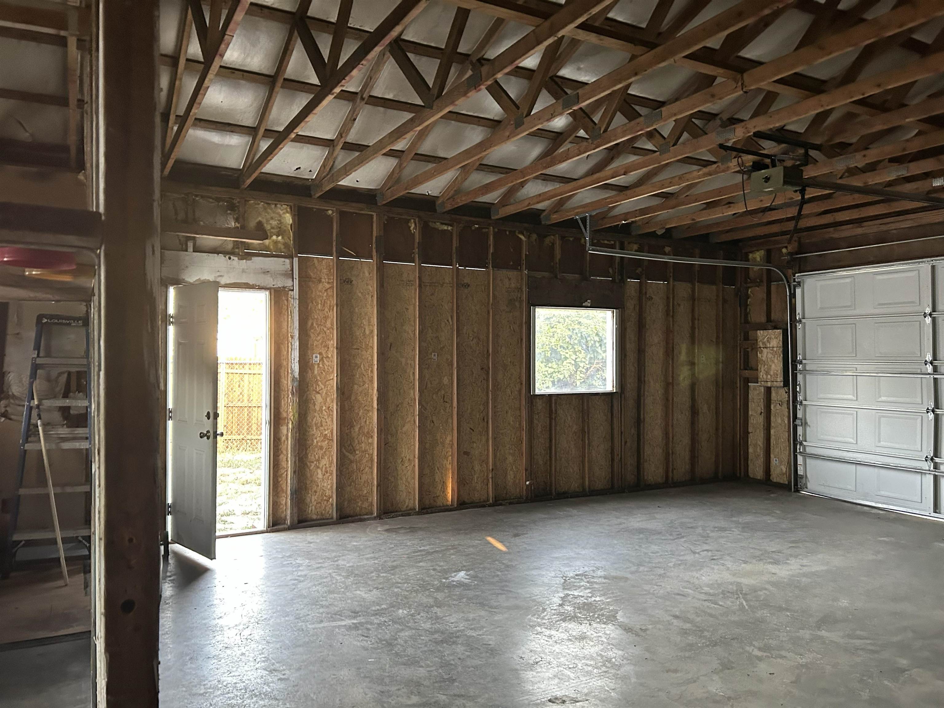 2023 W SHARP Ave - Photo 27